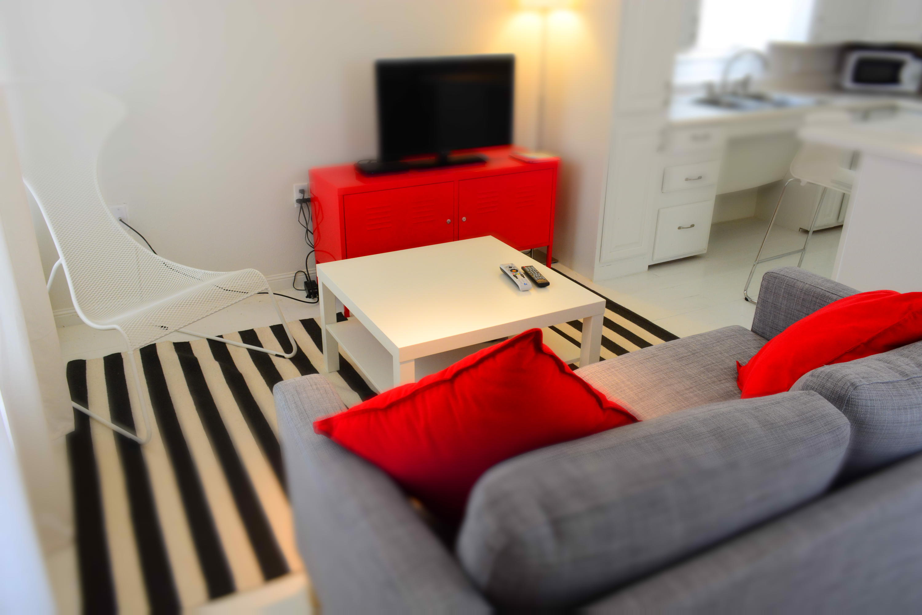 LAGUNA BEACH - Residential