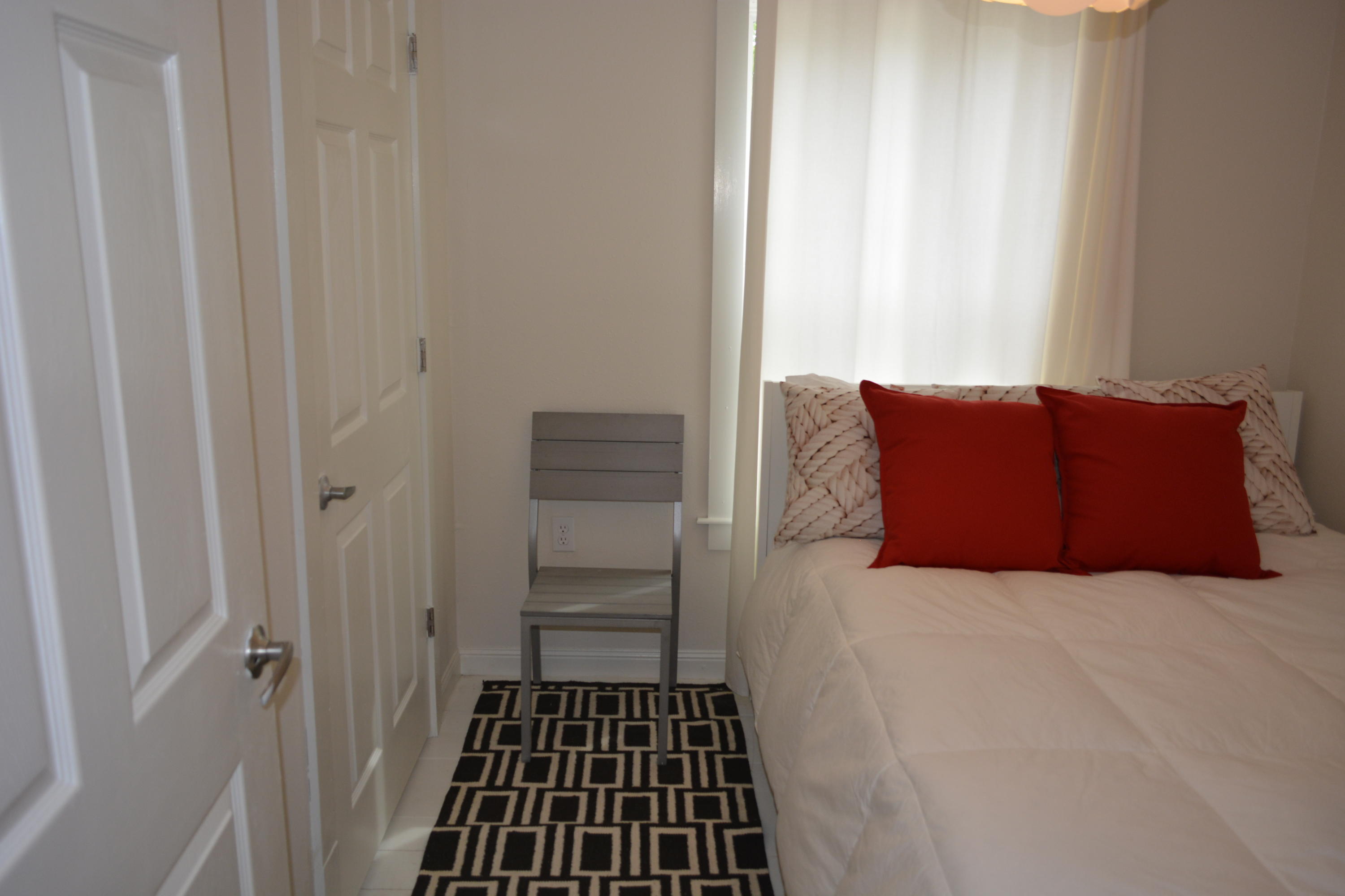 LAGUNA BEACH - Residential