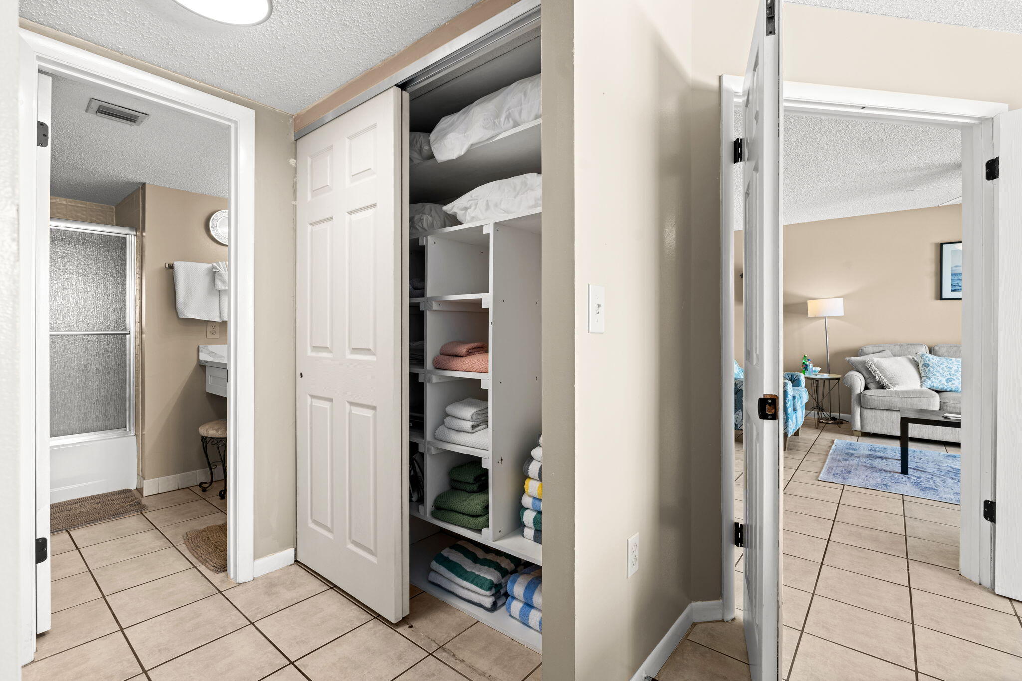 The Summerhouse Condo - Residential