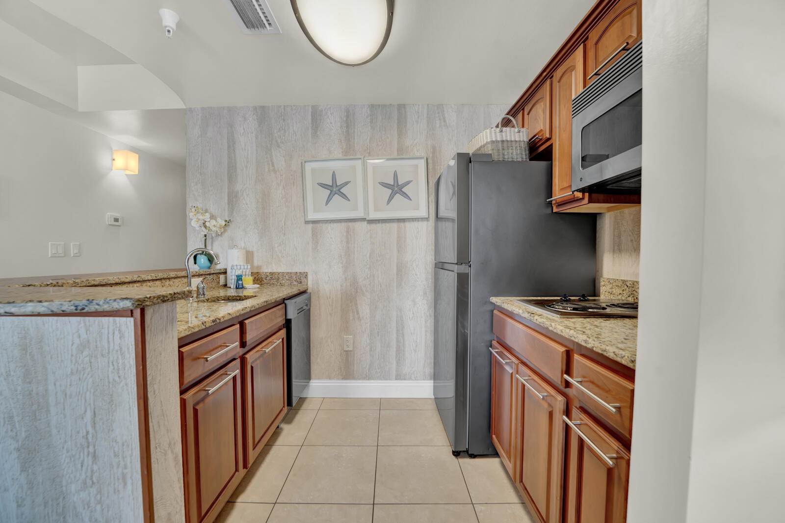 Carillon Beach Inn - Residential