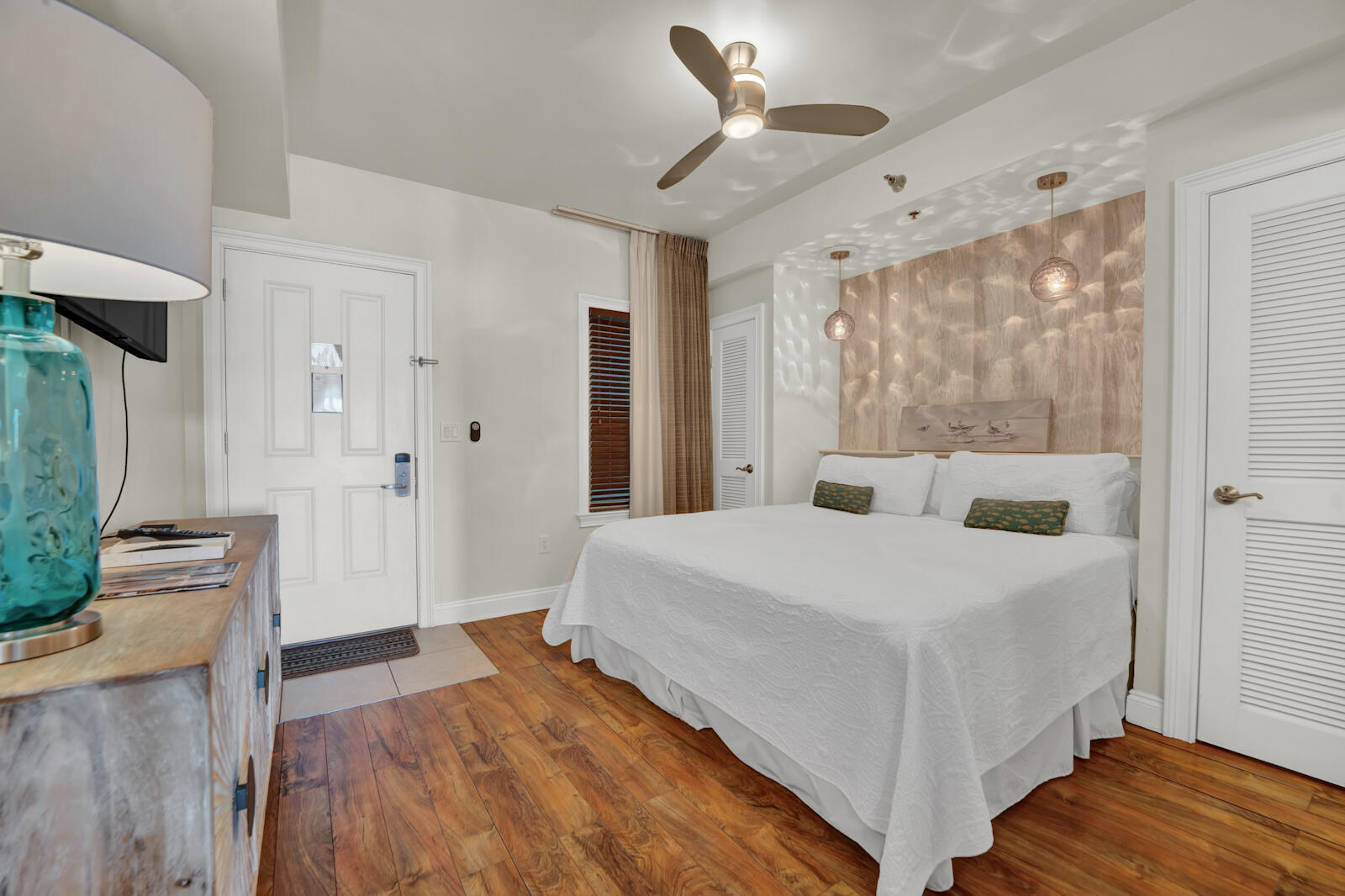 Carillon Beach Inn - Residential