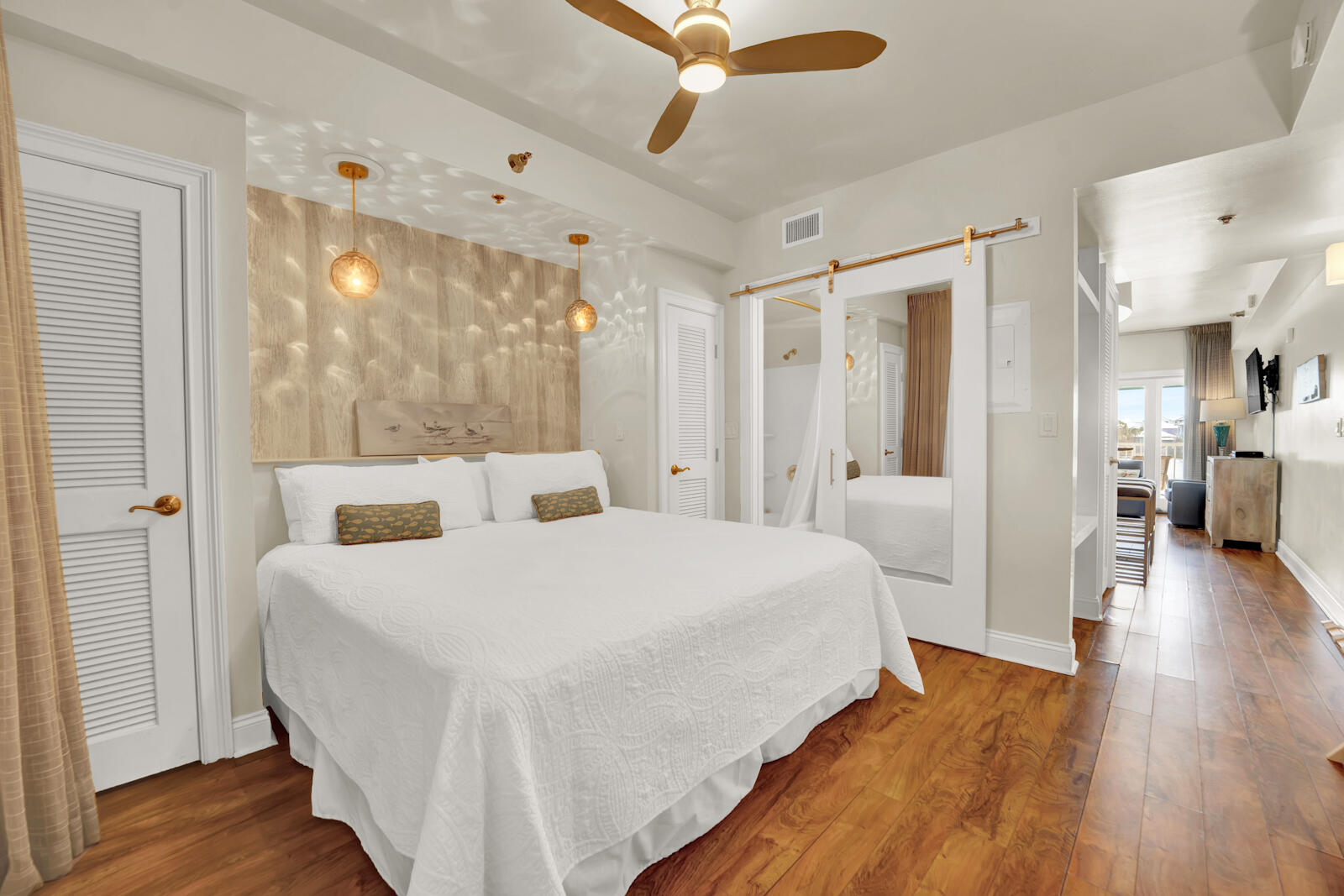 Carillon Beach Inn - Residential