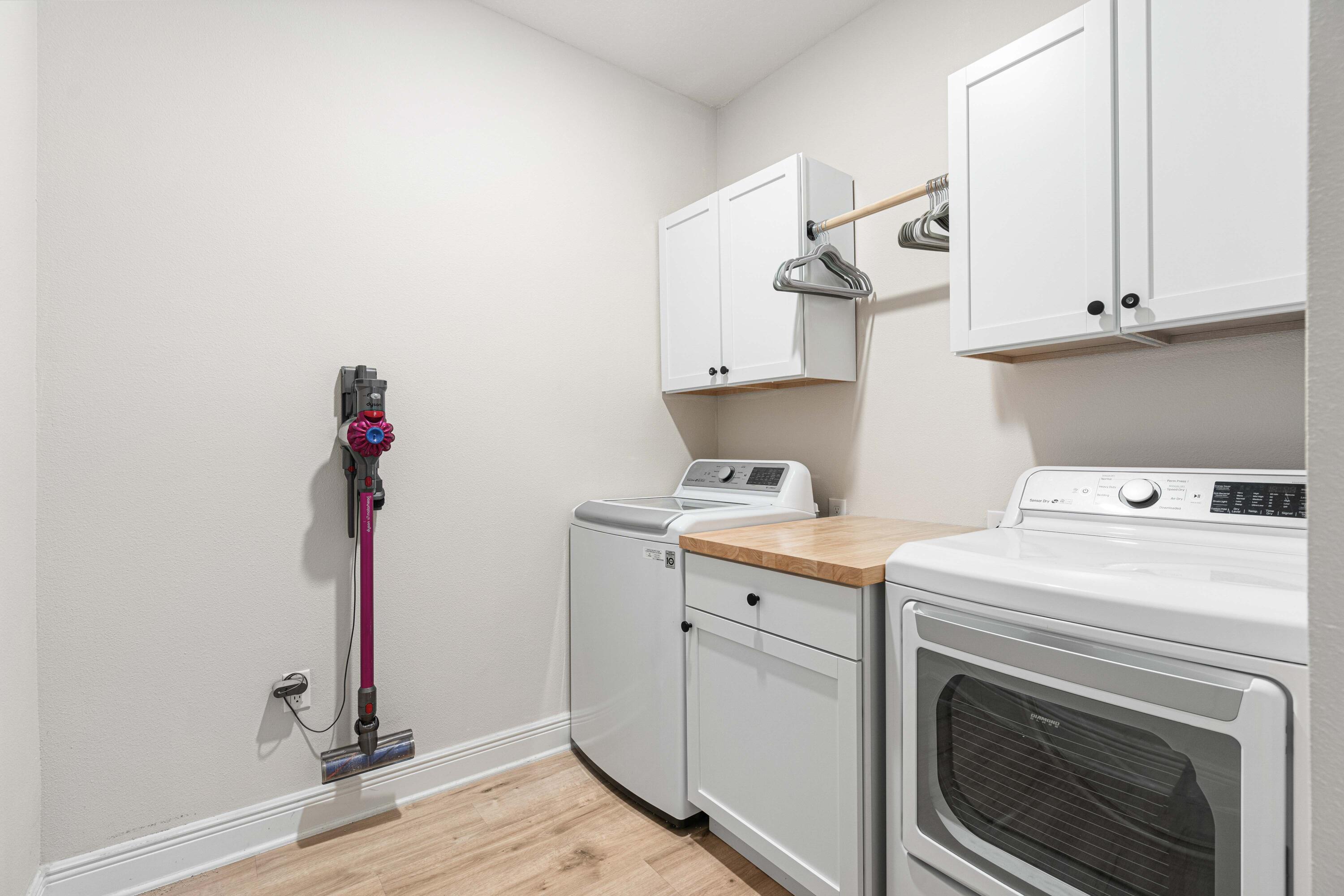 Hammock Oaks Estates - Residential