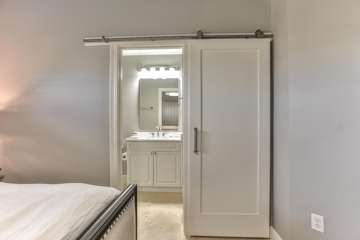 THE LEGACY - Residential