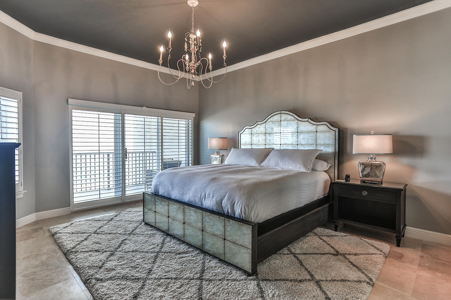 THE LEGACY - Residential