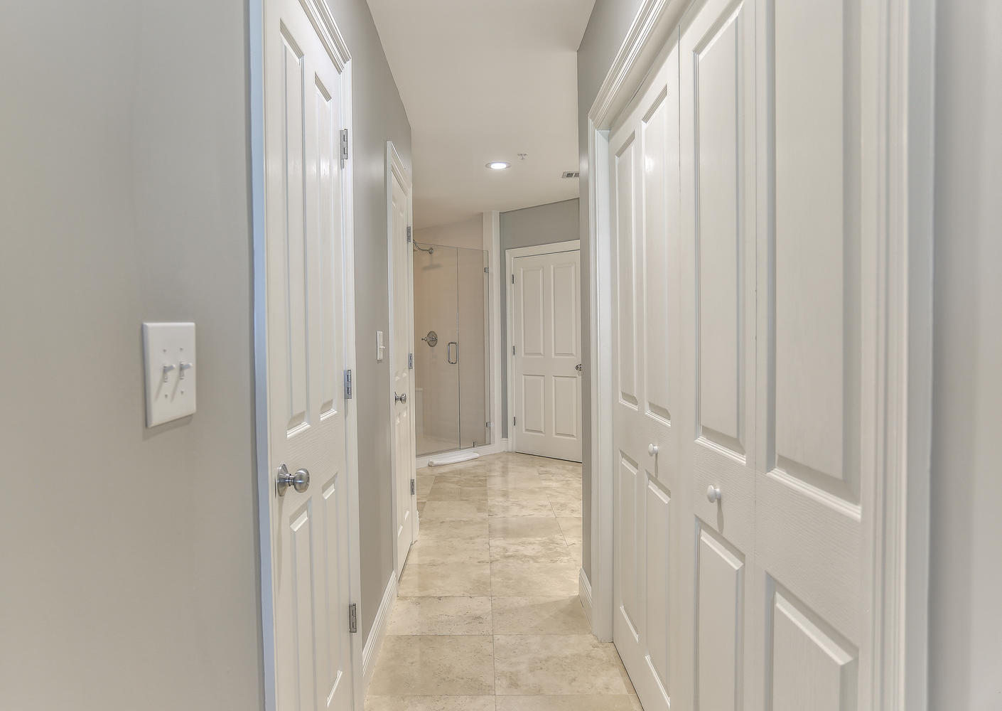 THE LEGACY - Residential