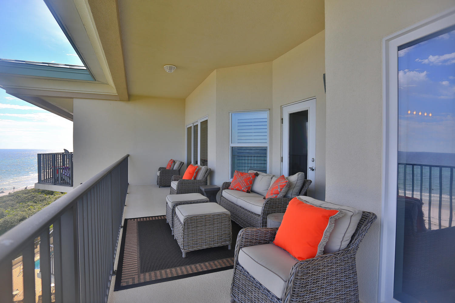 THE LEGACY - Residential