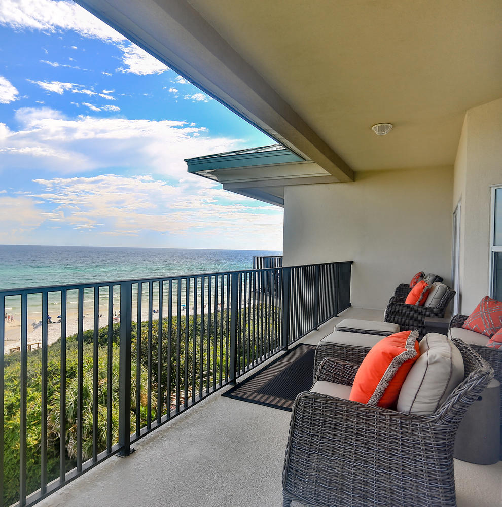 THE LEGACY - Residential