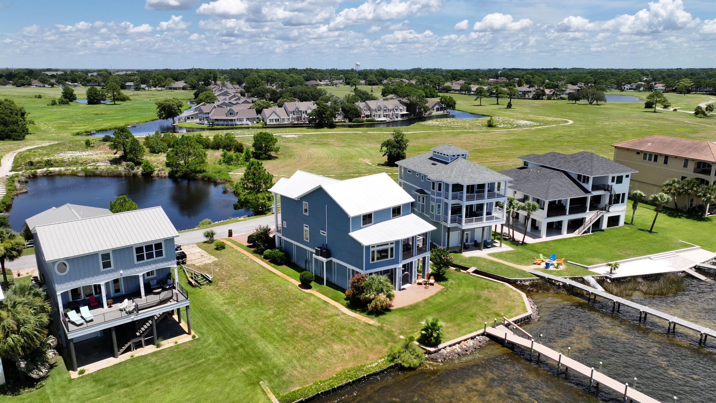 SEA SHADOW - Residential