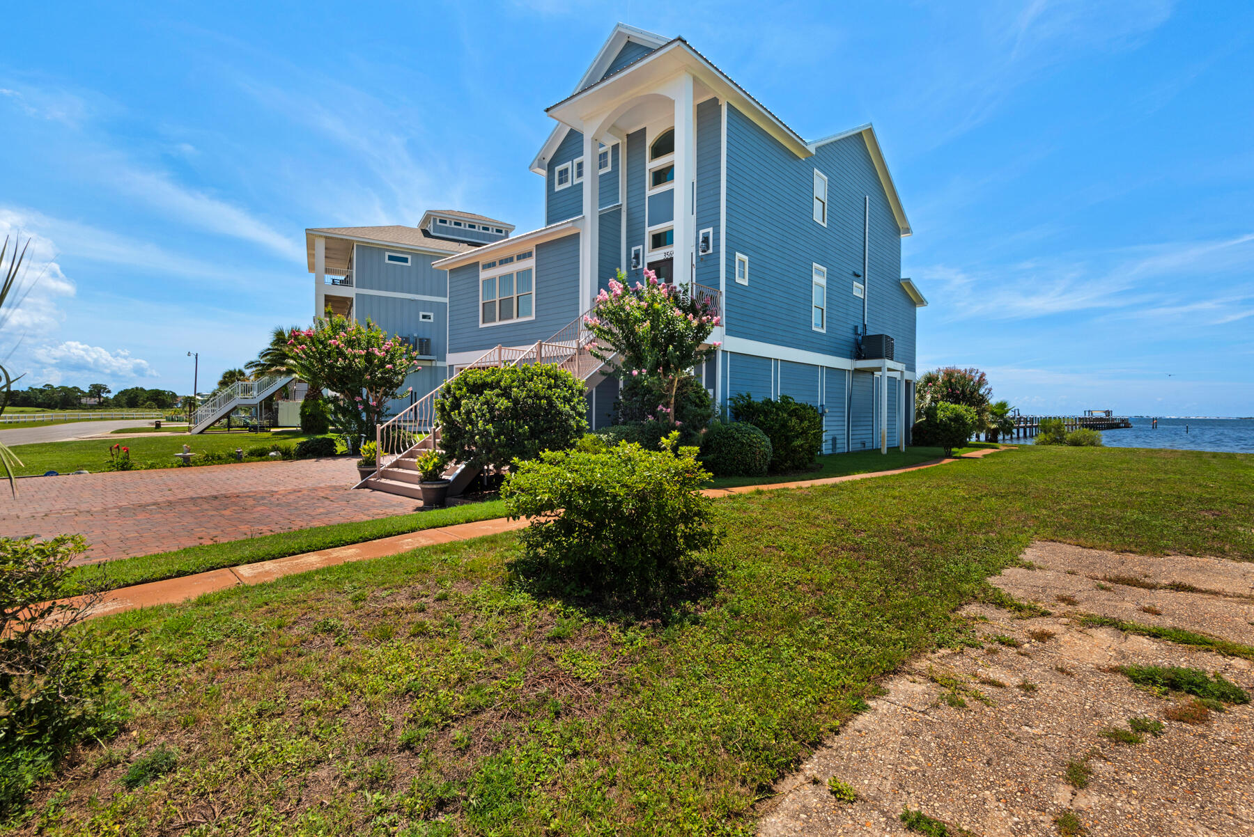 3569 Laguna Court