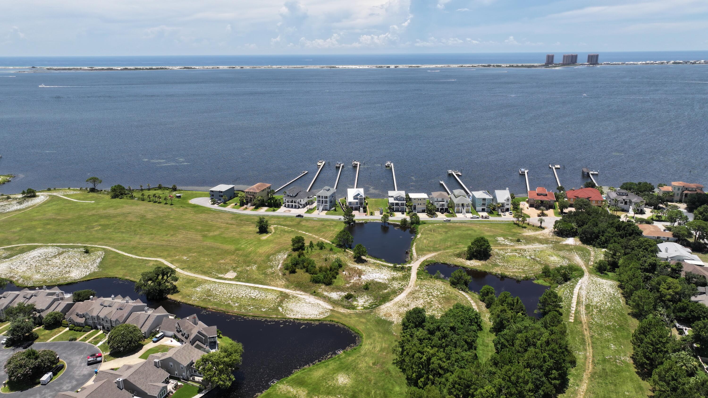 SEA SHADOW - Residential