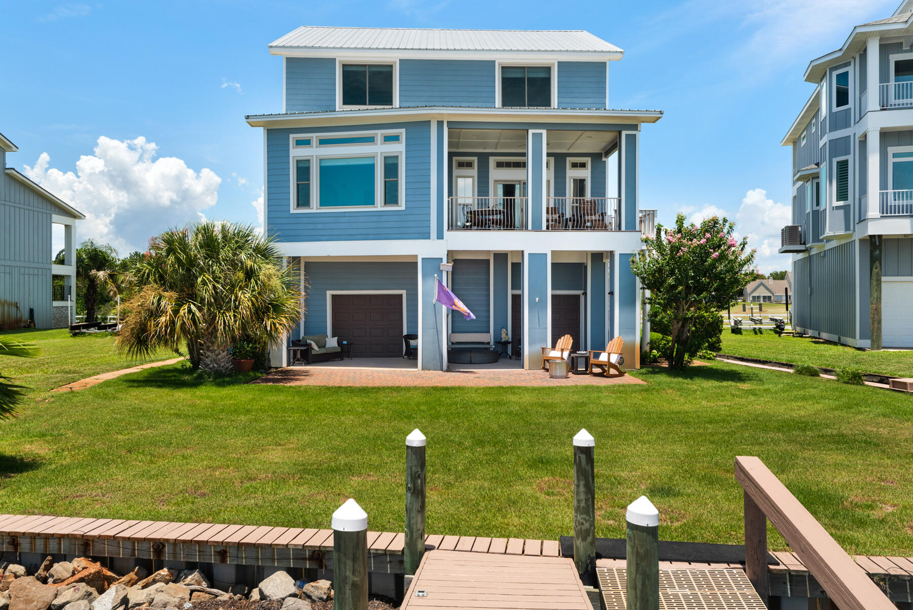 SEA SHADOW - Residential