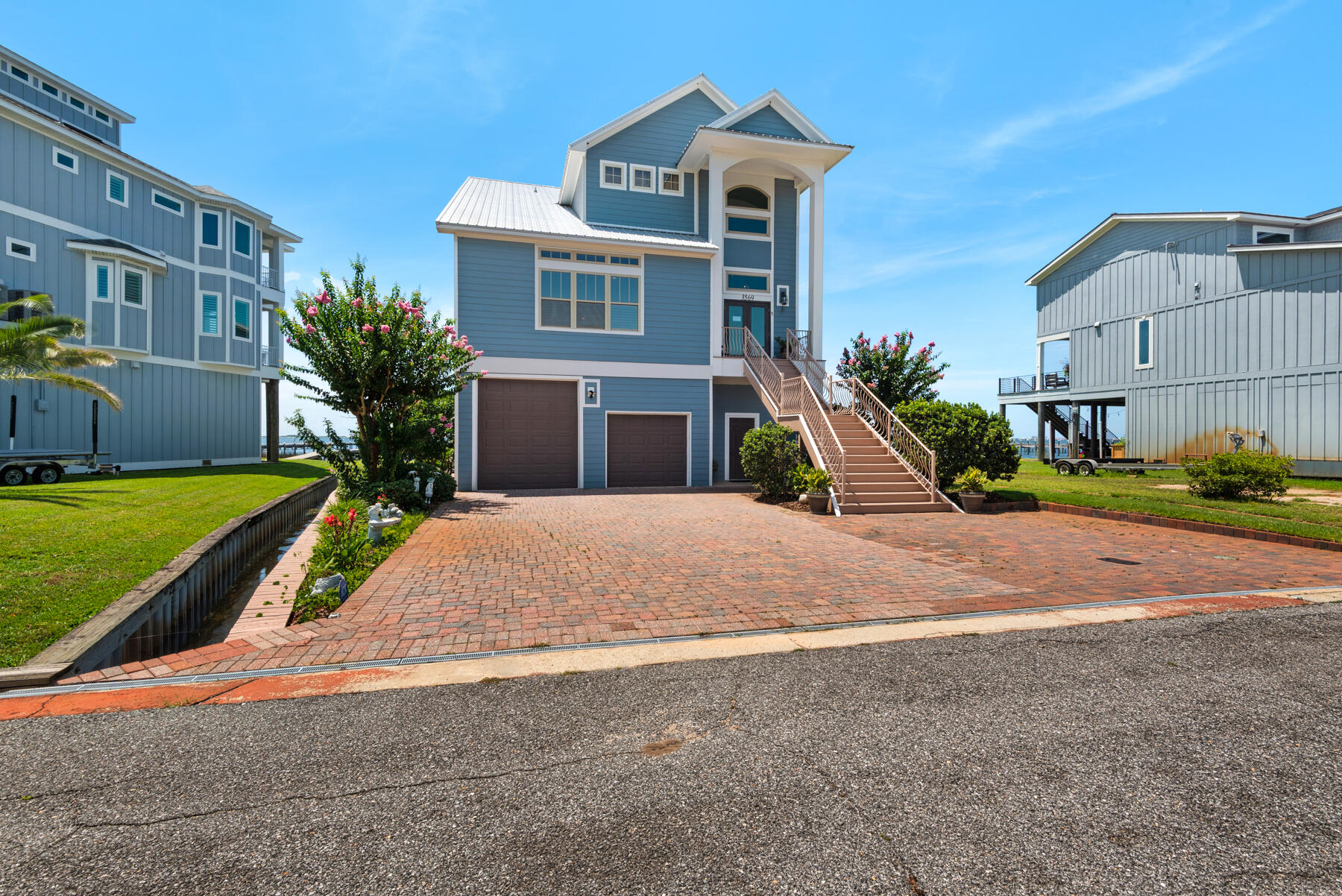 3569 Laguna Court