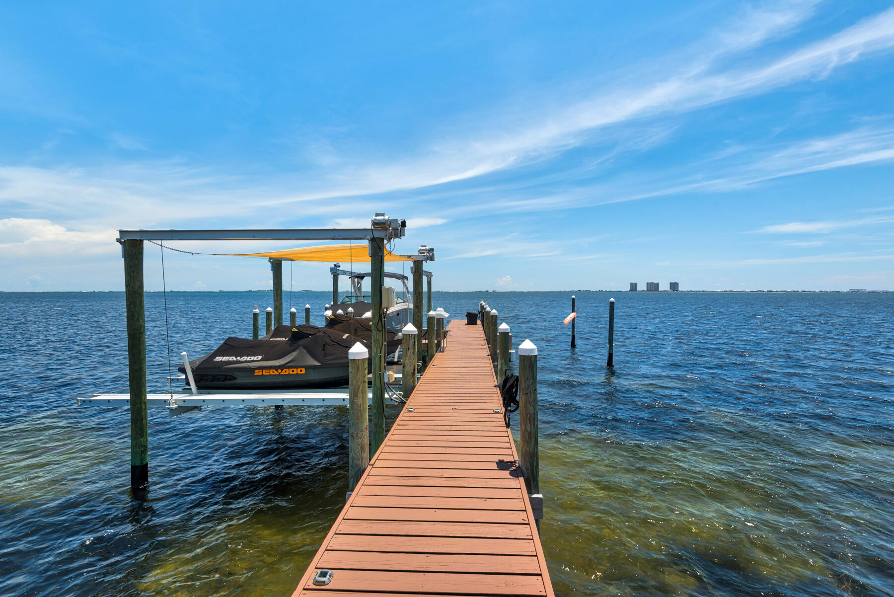 SEA SHADOW - Residential
