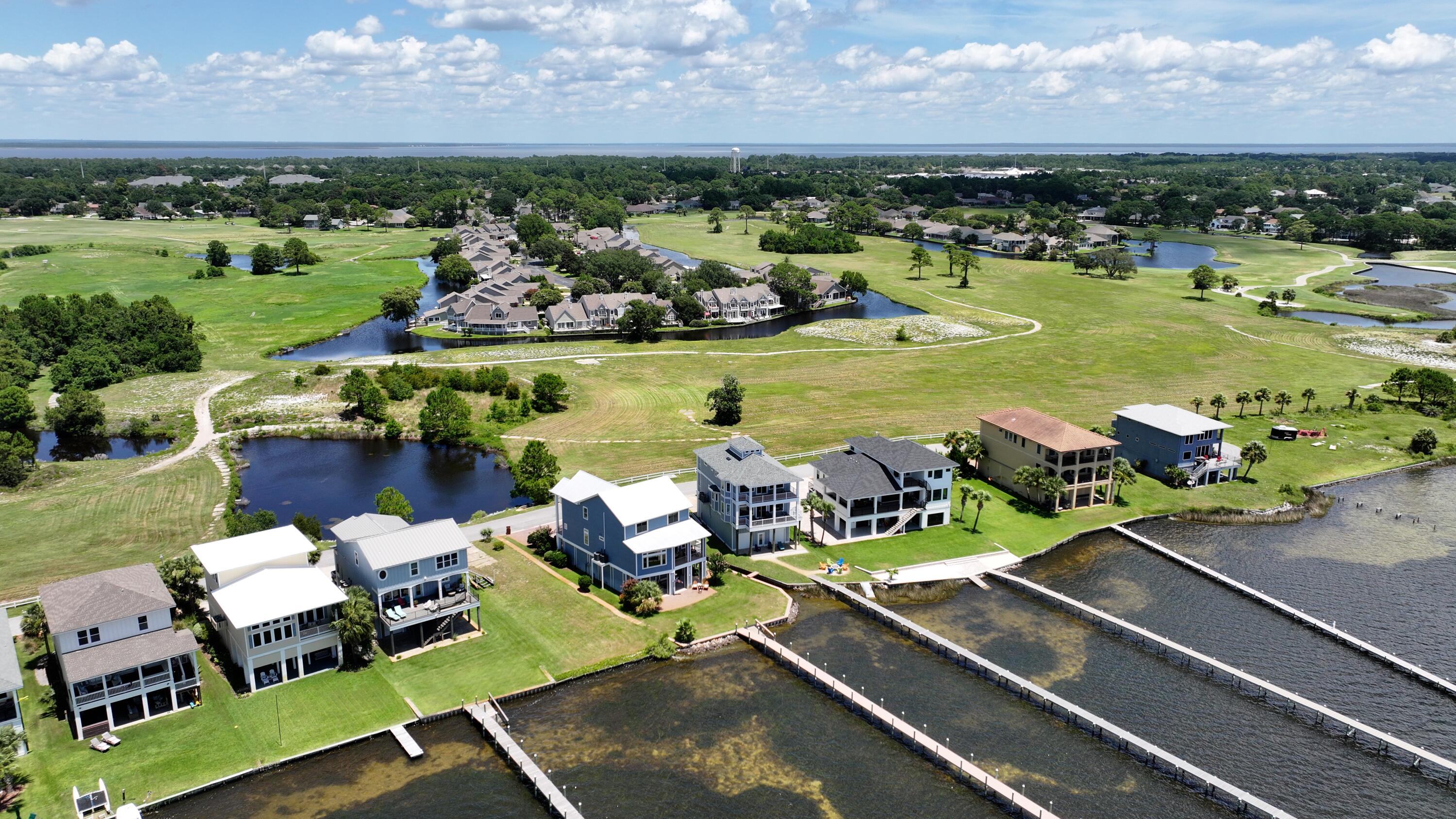 SEA SHADOW - Residential