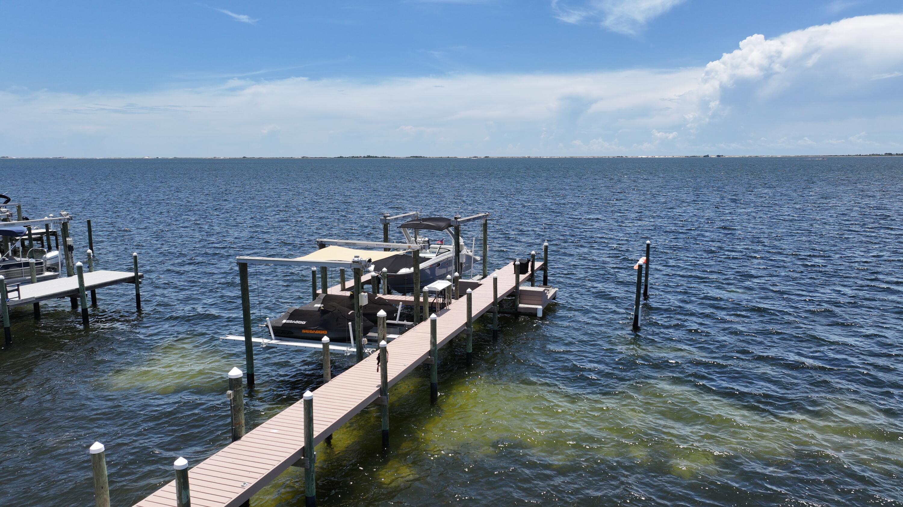 SEA SHADOW - Residential