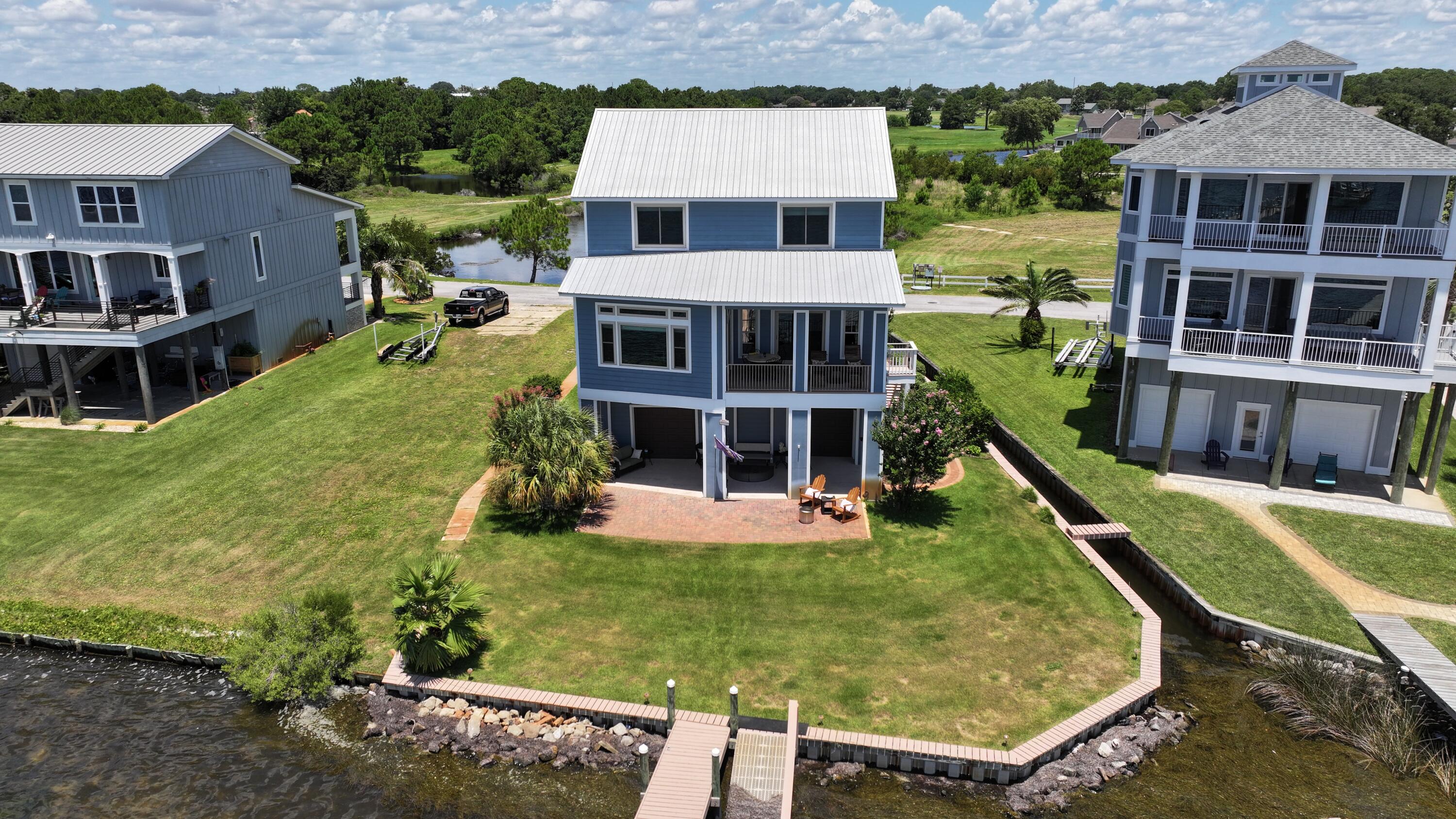 SEA SHADOW - Residential