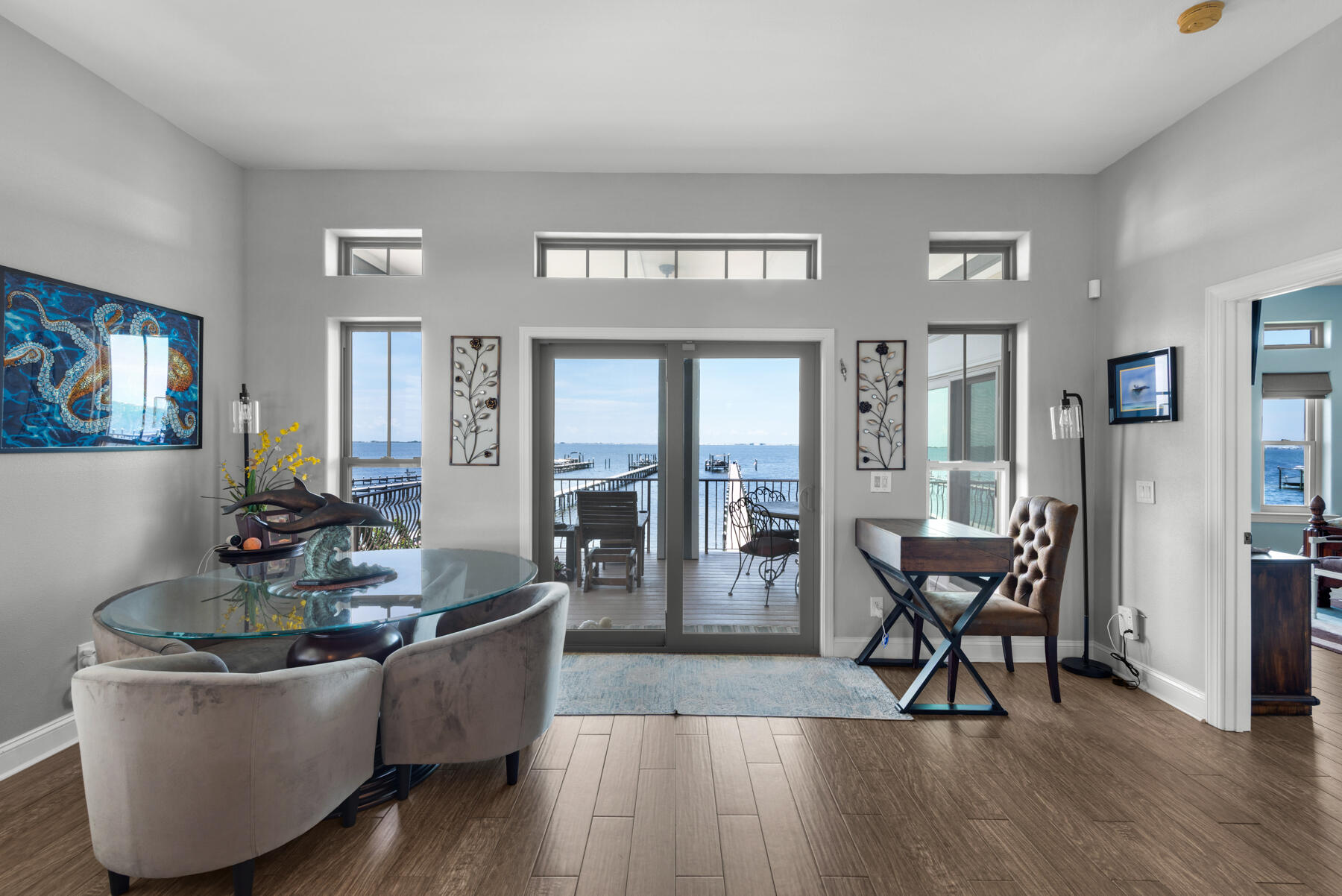 SEA SHADOW - Residential