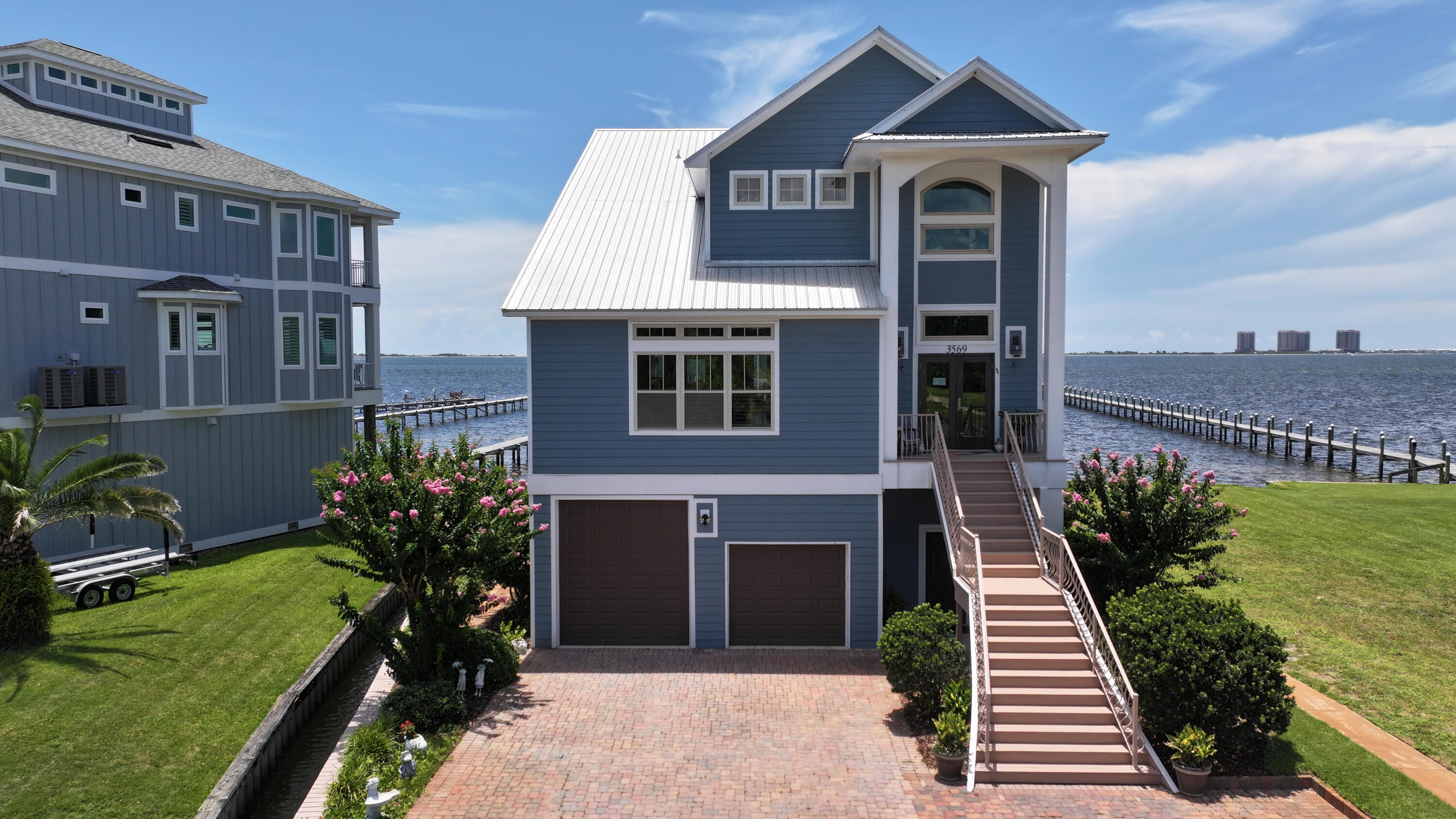 SEA SHADOW - Residential