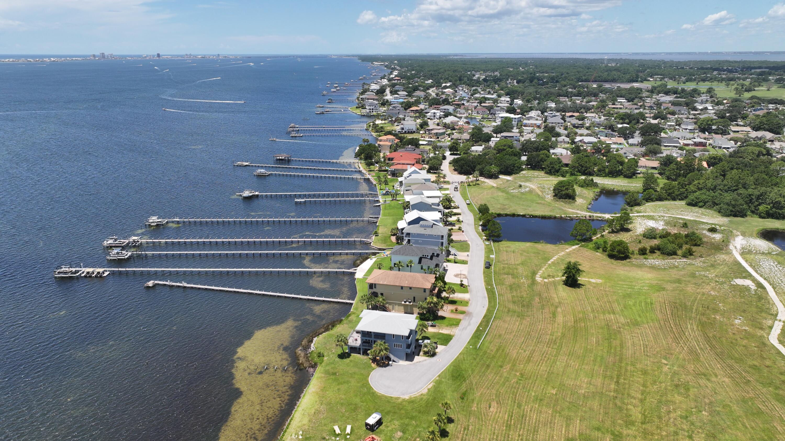 SEA SHADOW - Residential