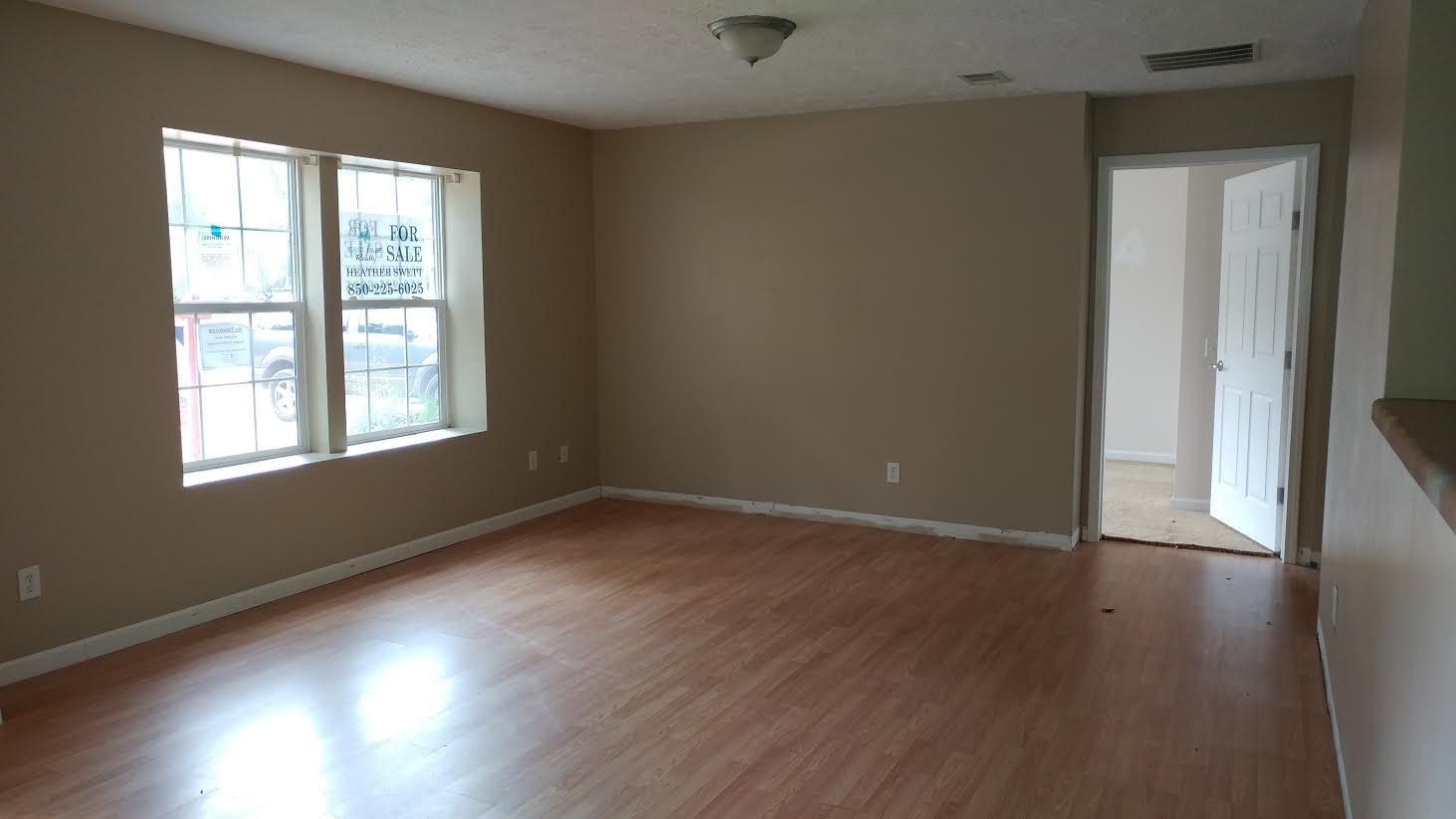 OAKWOOD HILLS UNIT 1 - Residential