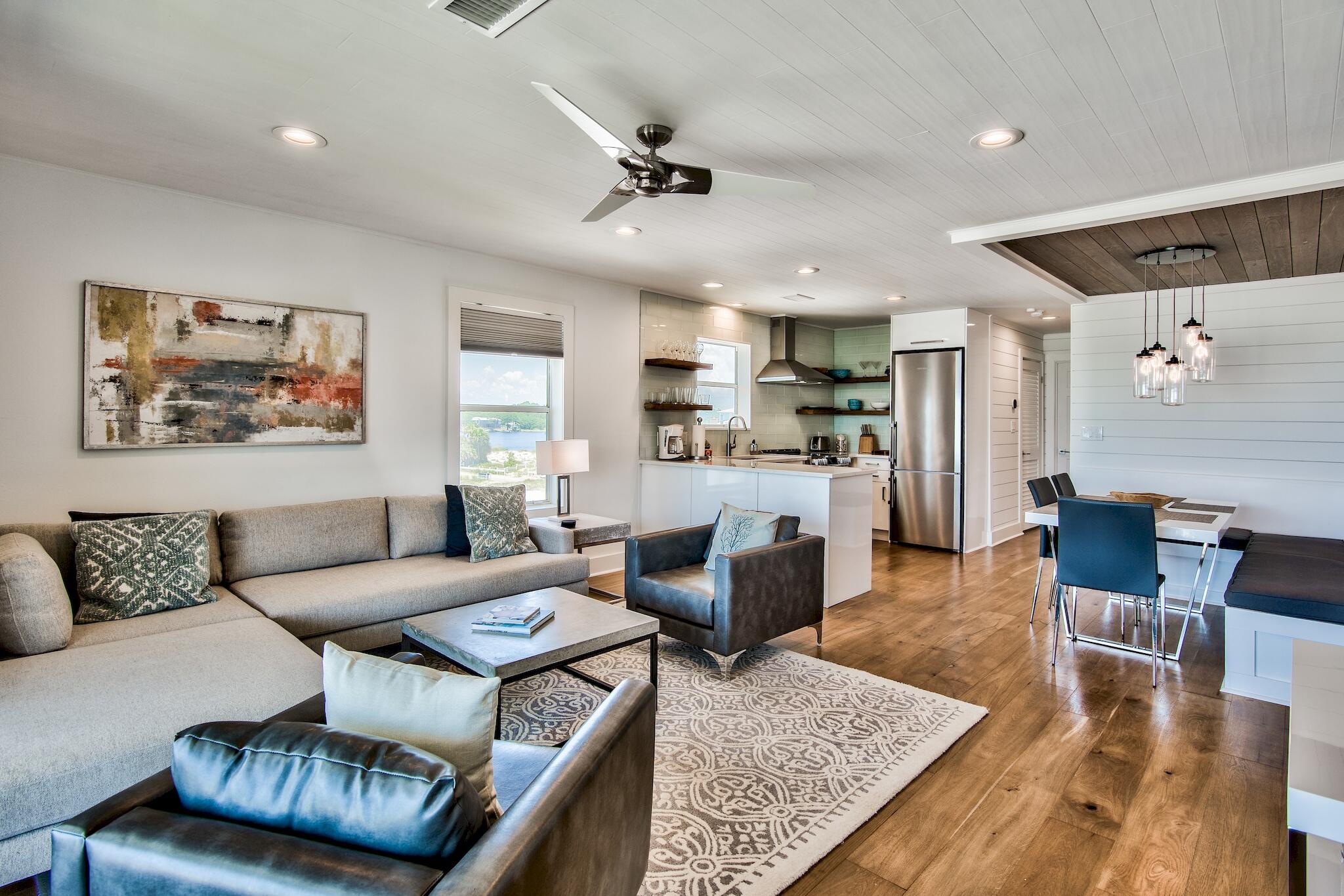 BEACHSIDE VILLAS CONDO - Residential