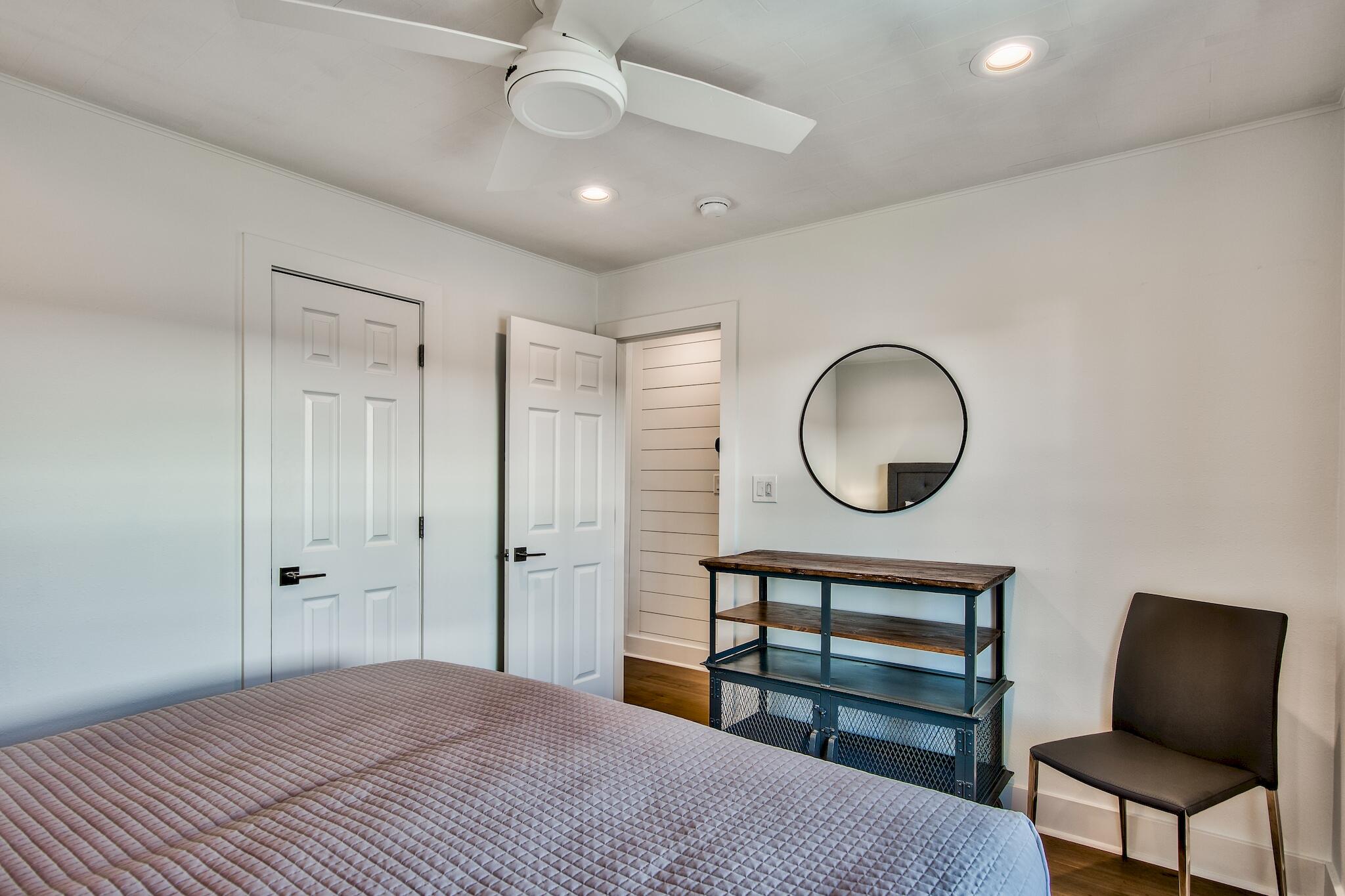 BEACHSIDE VILLAS CONDO - Residential
