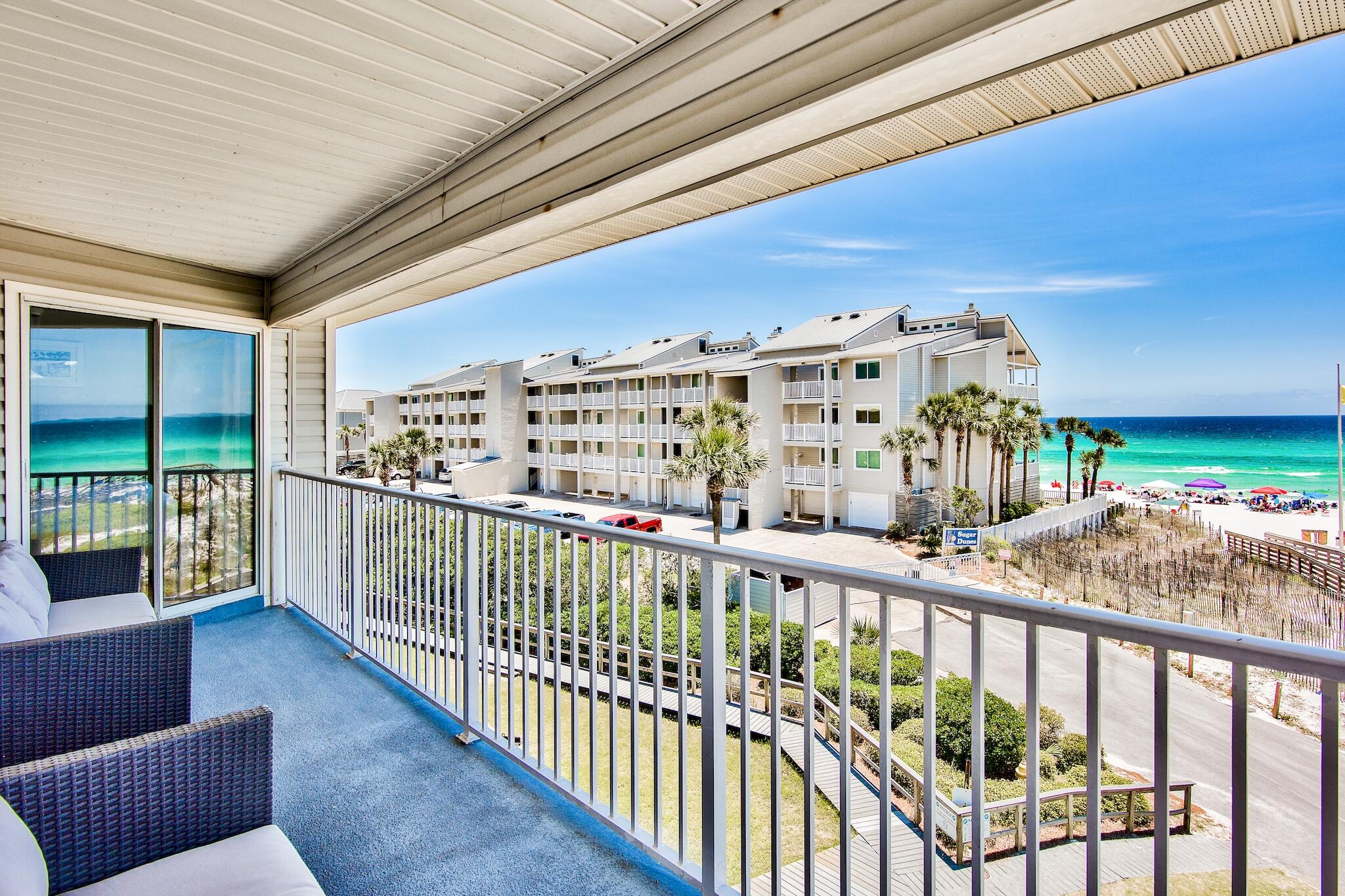 BEACHSIDE VILLAS CONDO - Residential