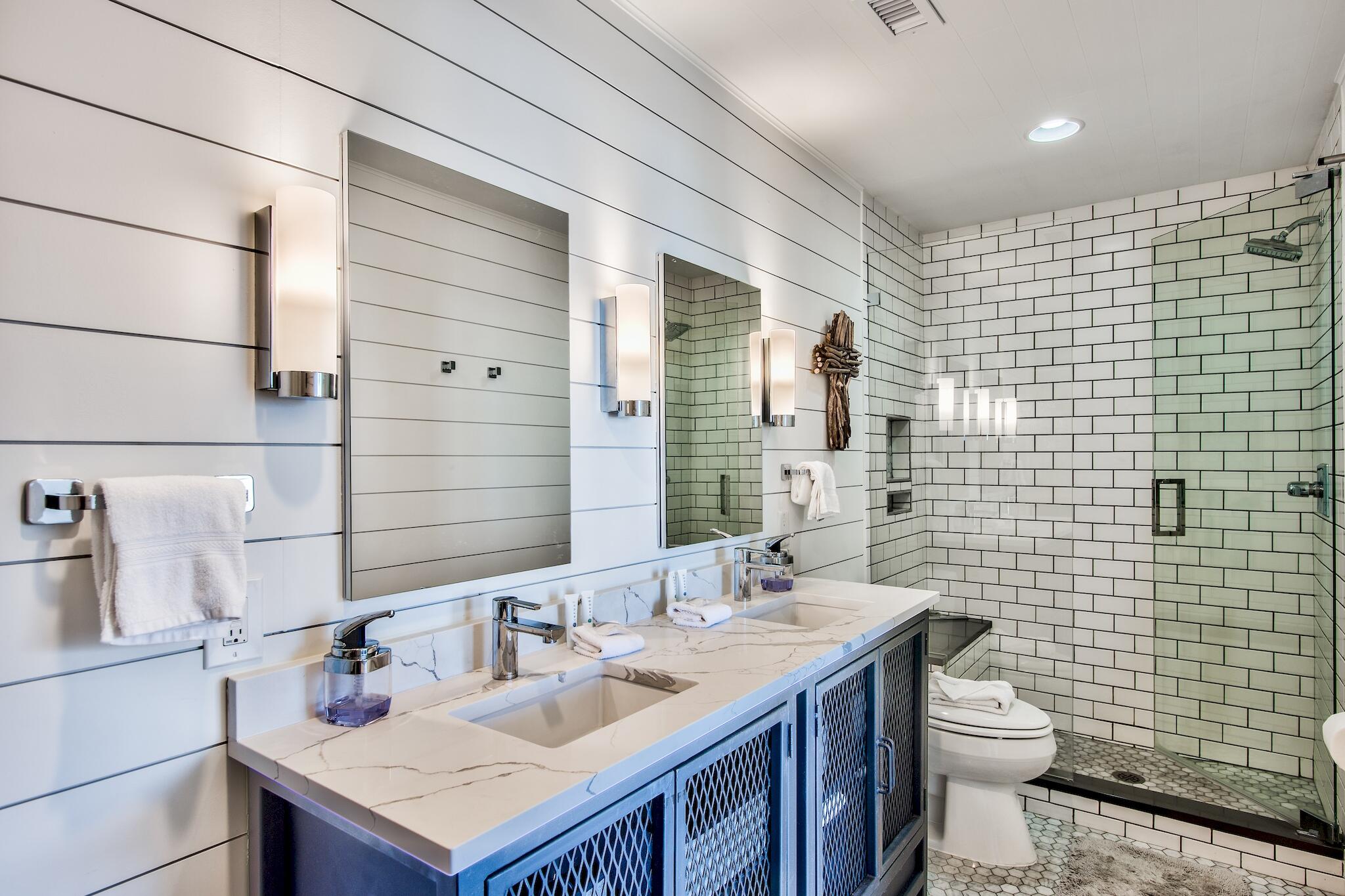 BEACHSIDE VILLAS CONDO - Residential