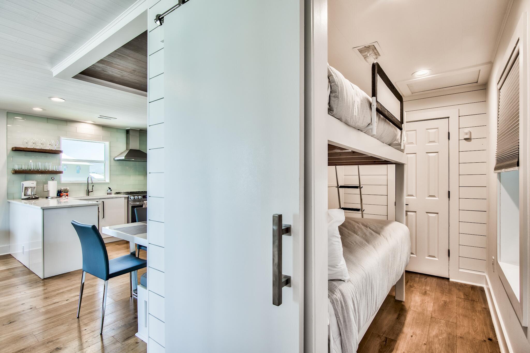 BEACHSIDE VILLAS CONDO - Residential