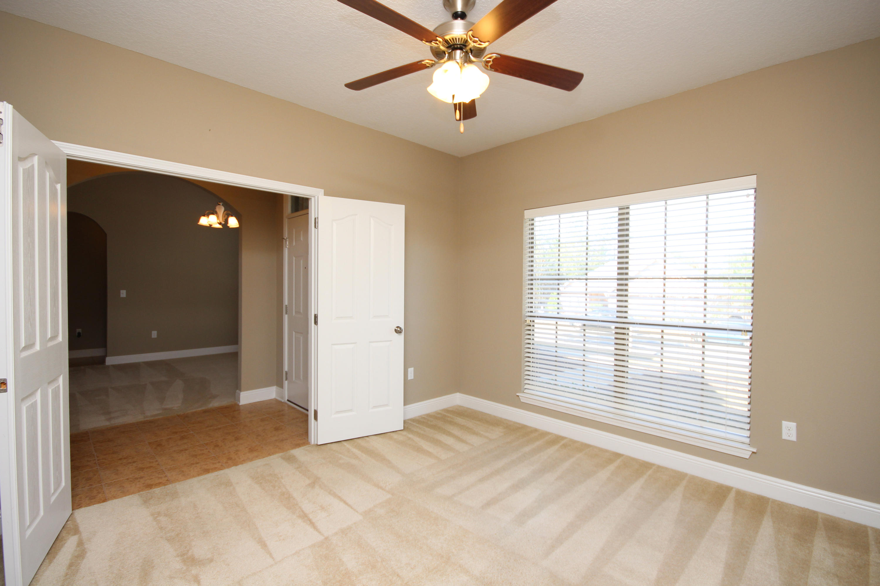 FOX VALLEY - Residential