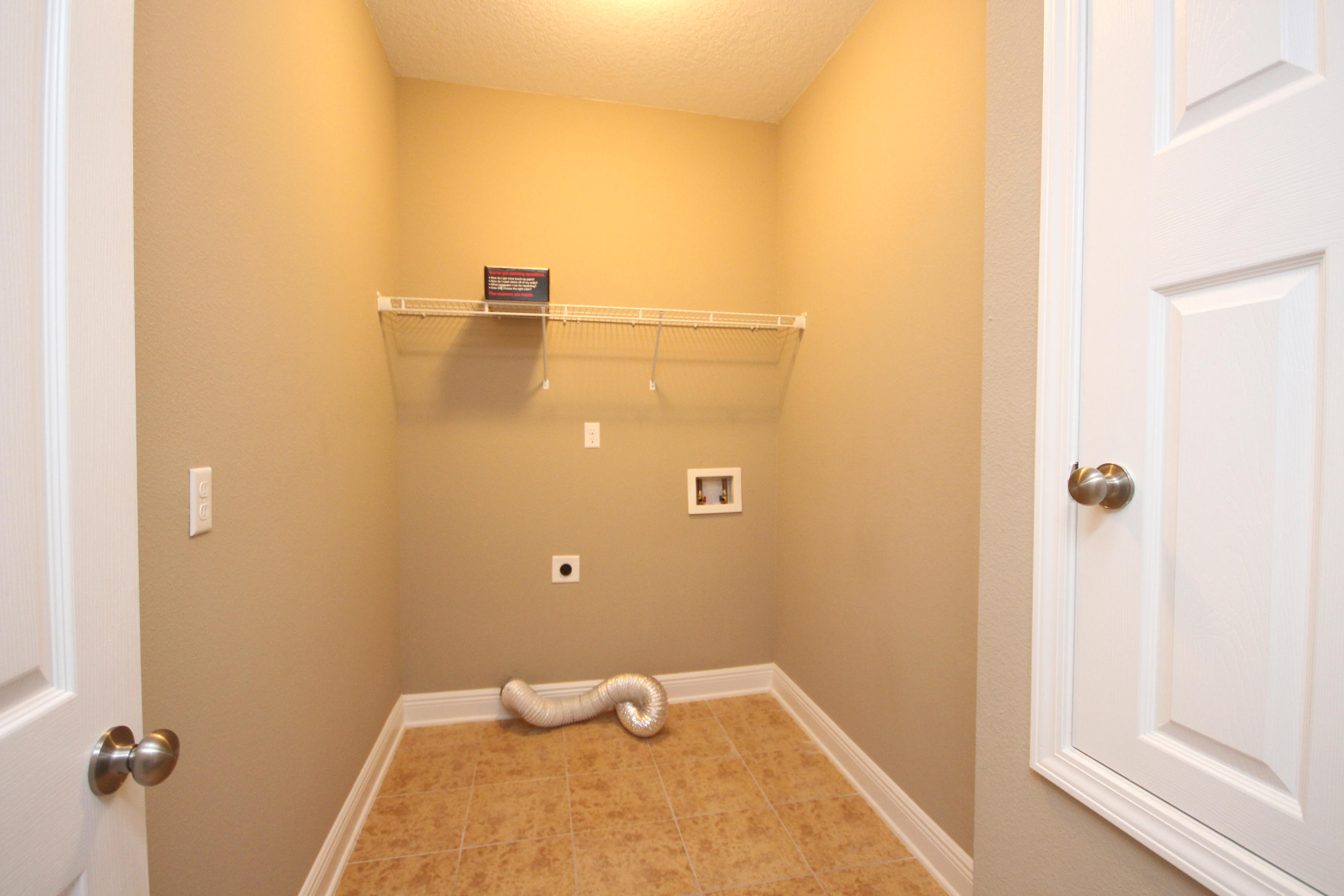 FOX VALLEY - Residential