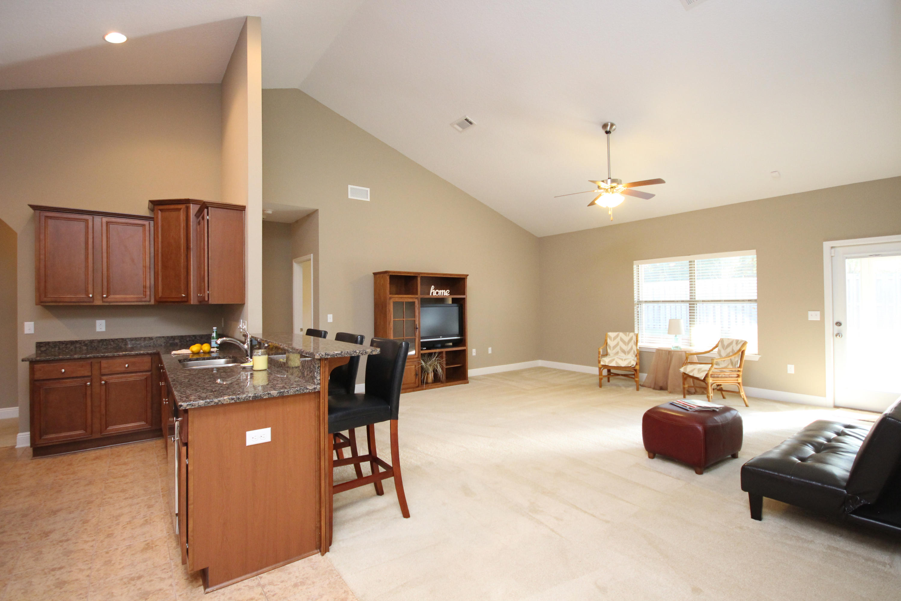 FOX VALLEY - Residential