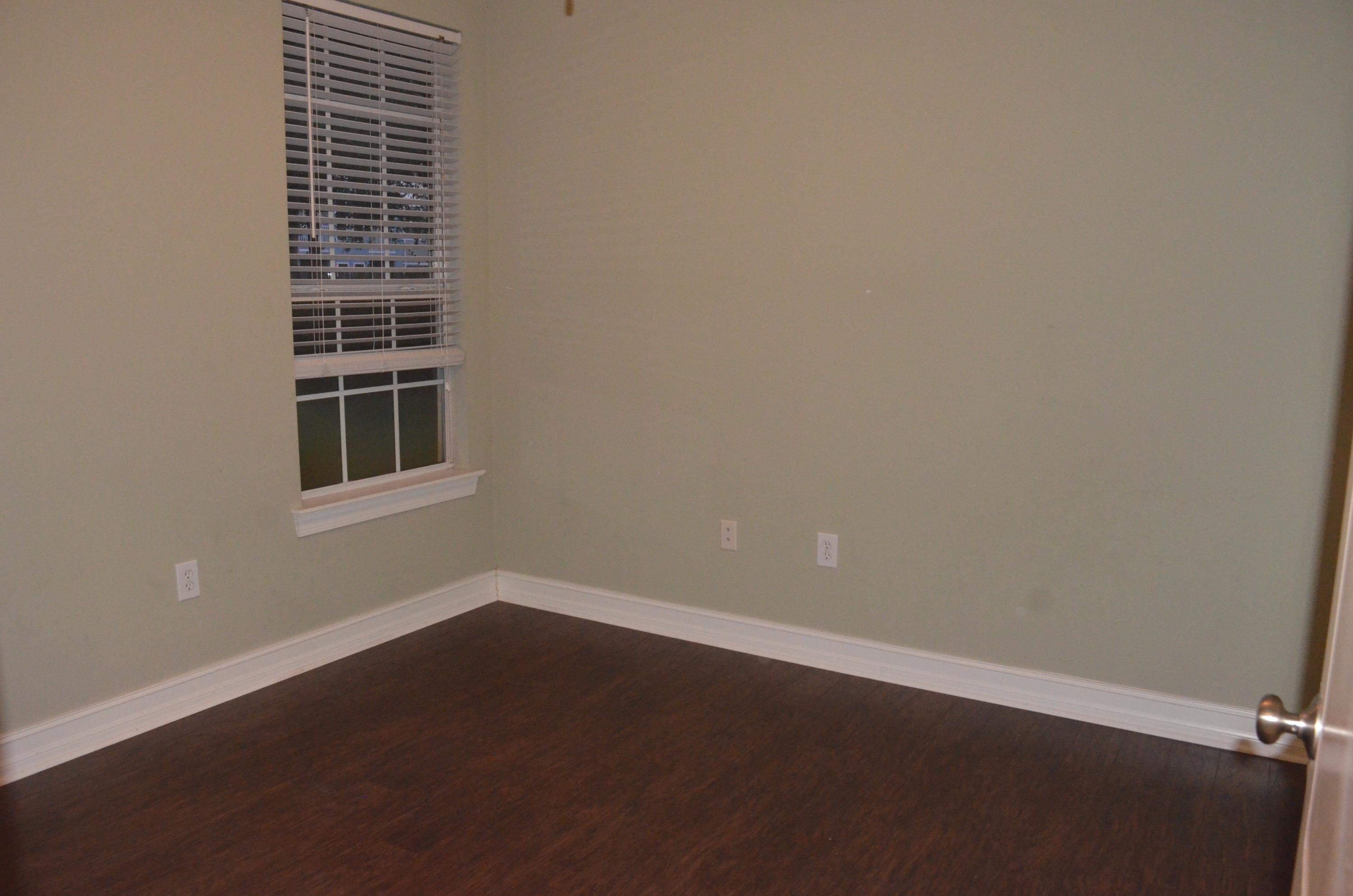 DIAMOND LAKES - Residential