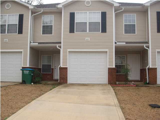 SHILOH PLACE T/H - Residential Lease