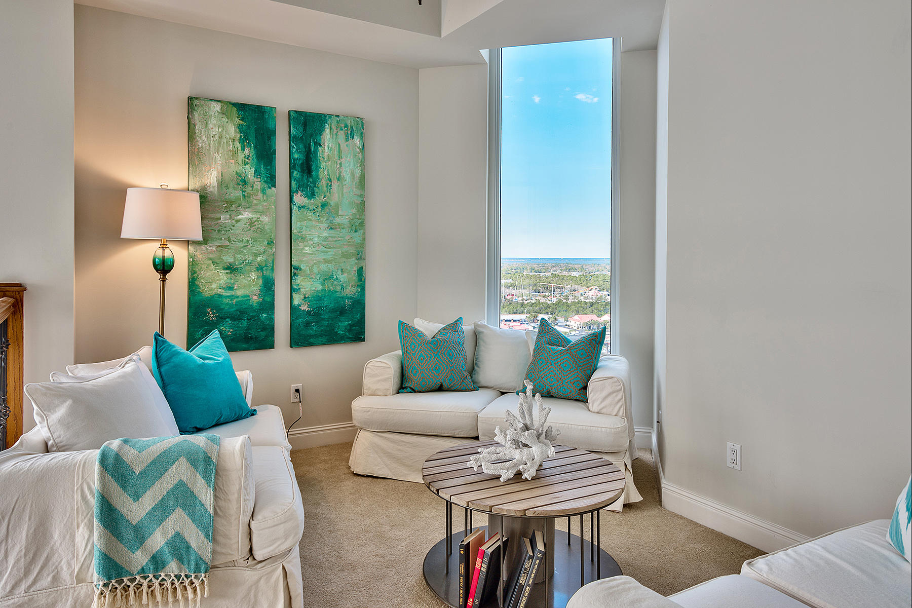 SILVER BEACH TOWERS - Residential