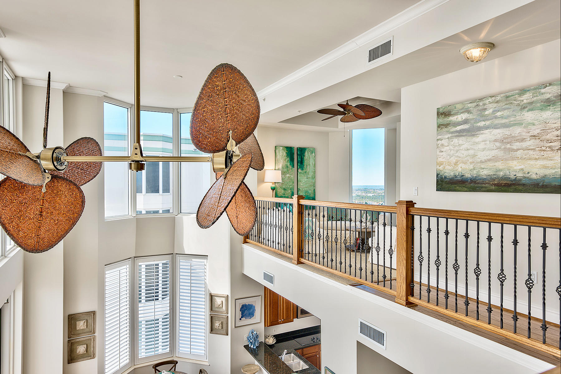 SILVER BEACH TOWERS - Residential