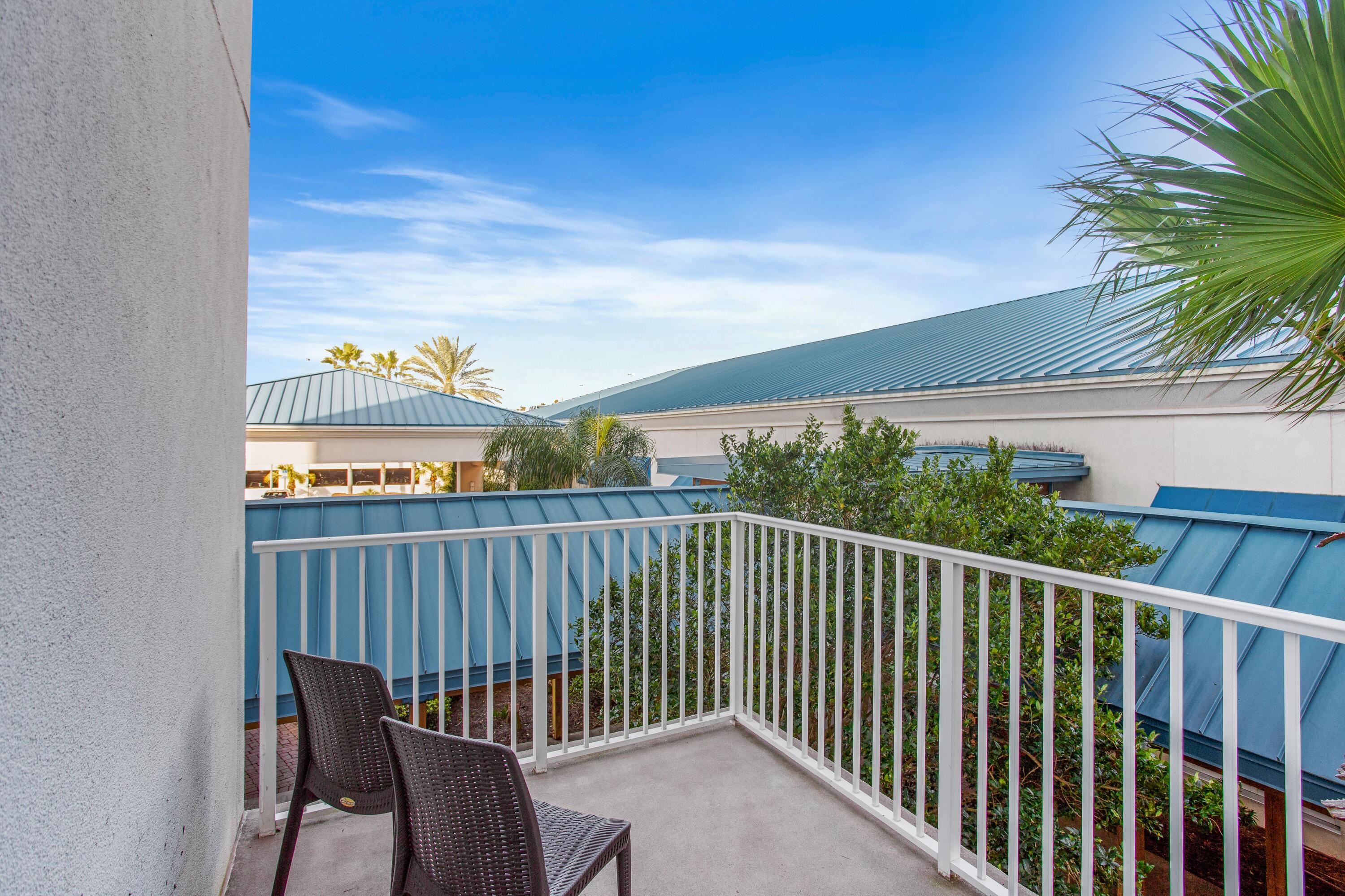 THE PALMS OF DESTIN - Residential