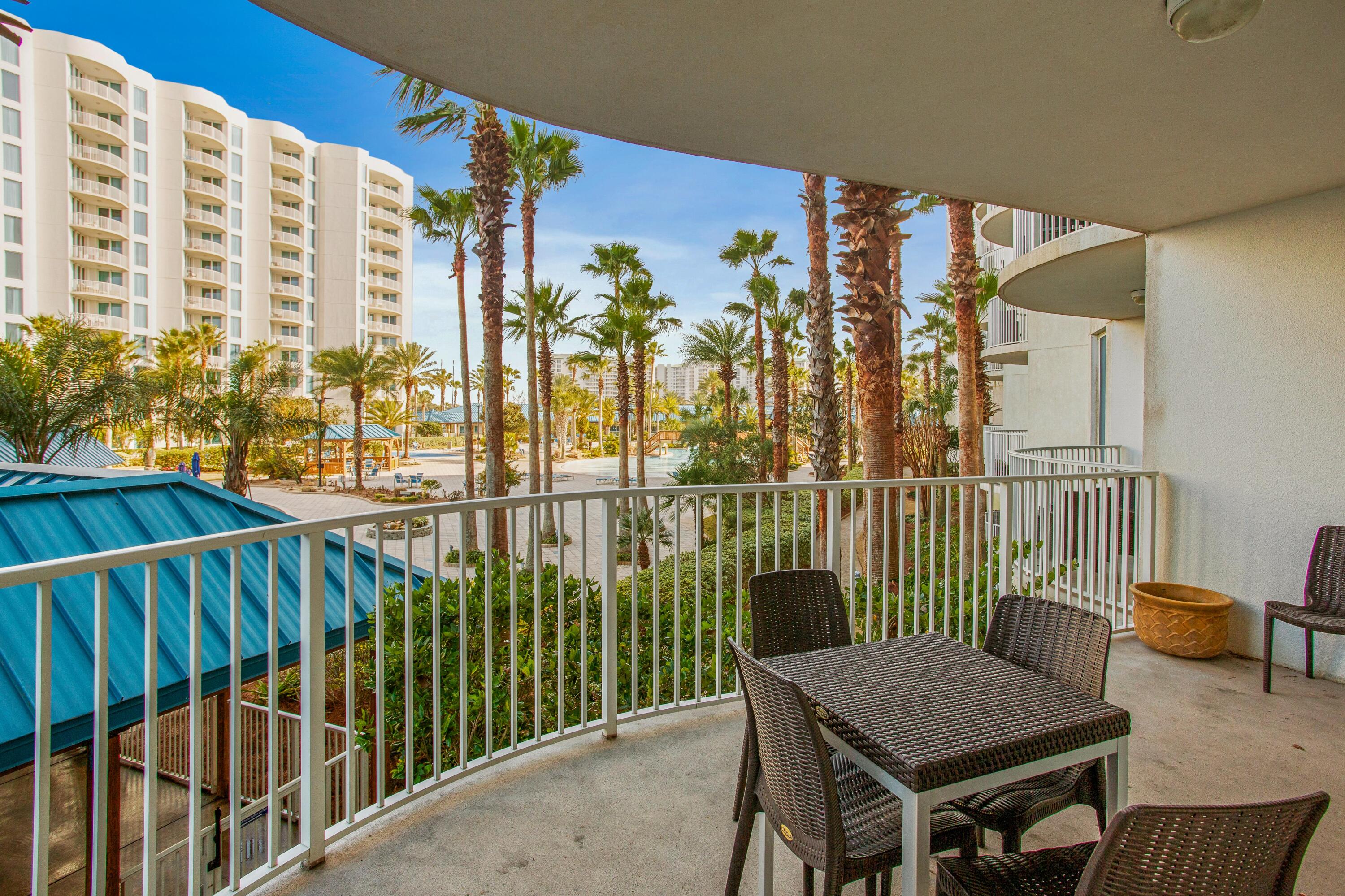 THE PALMS OF DESTIN - Residential