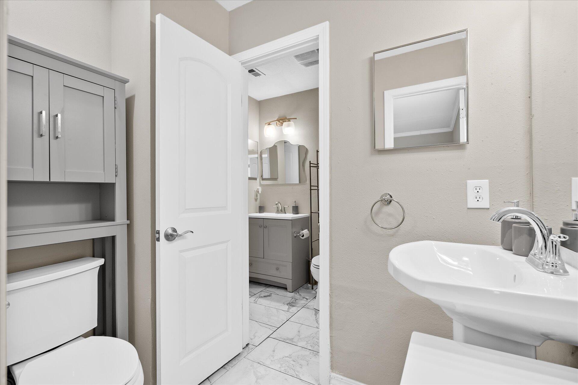 BROOK MEADOWS - Residential