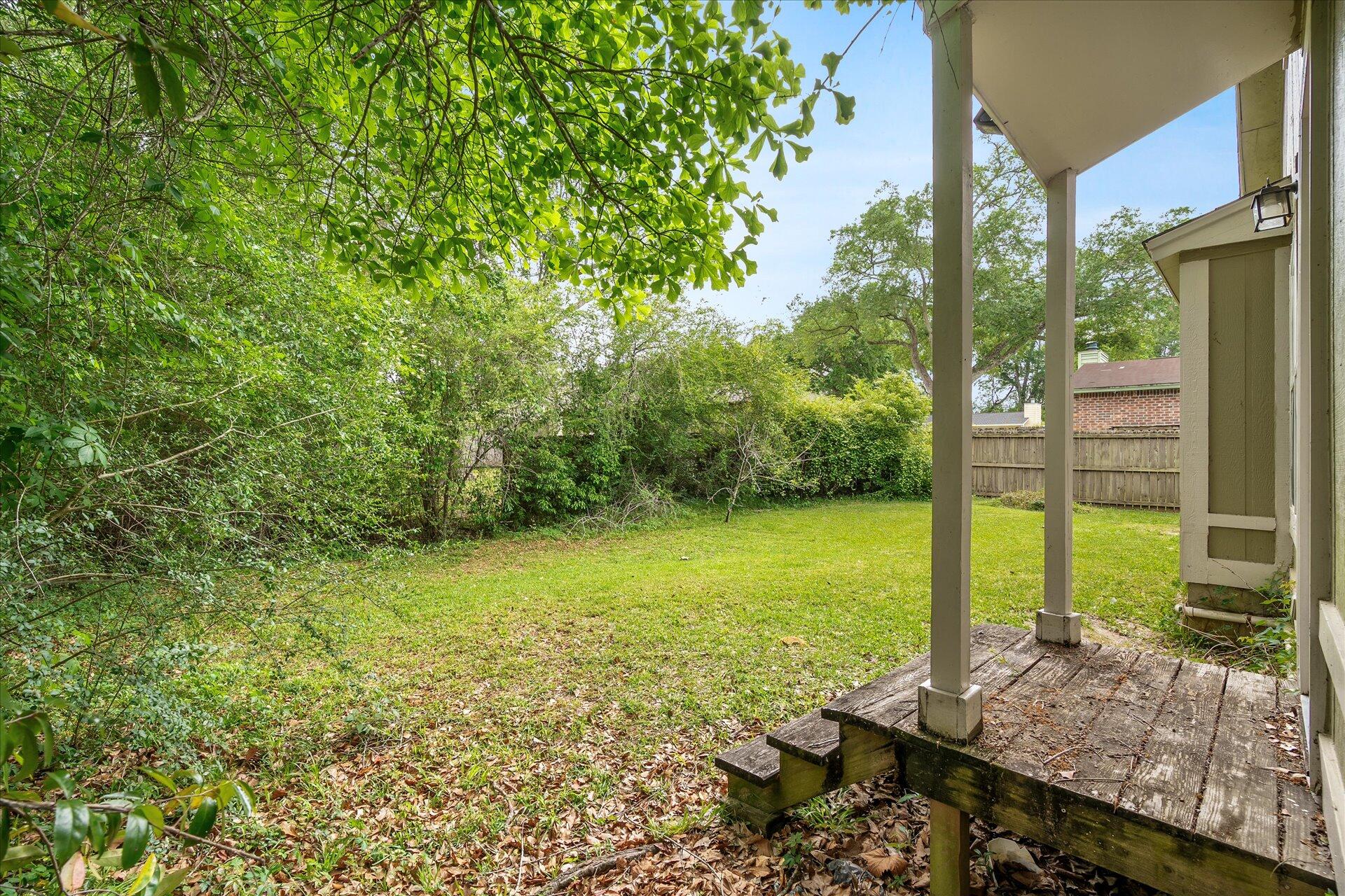 BROOK MEADOWS - Residential