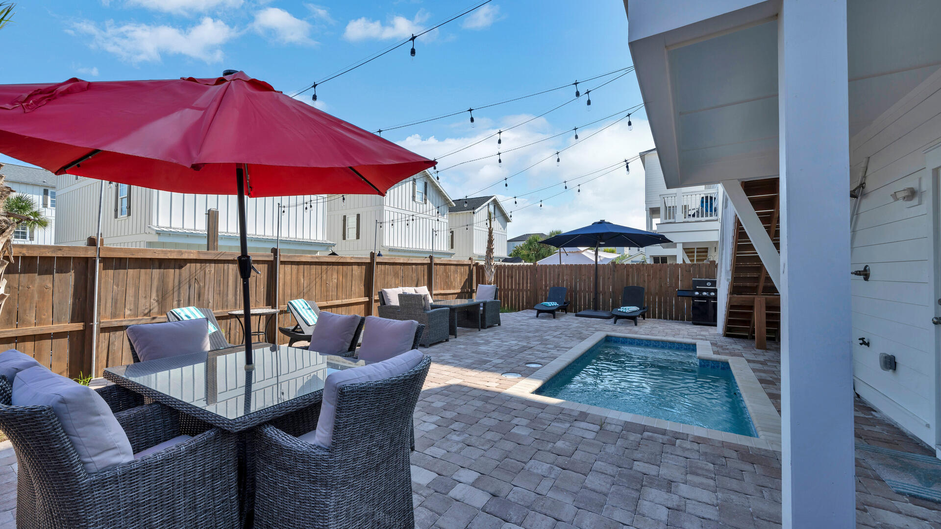 SURF SONG ESTATES - Residential