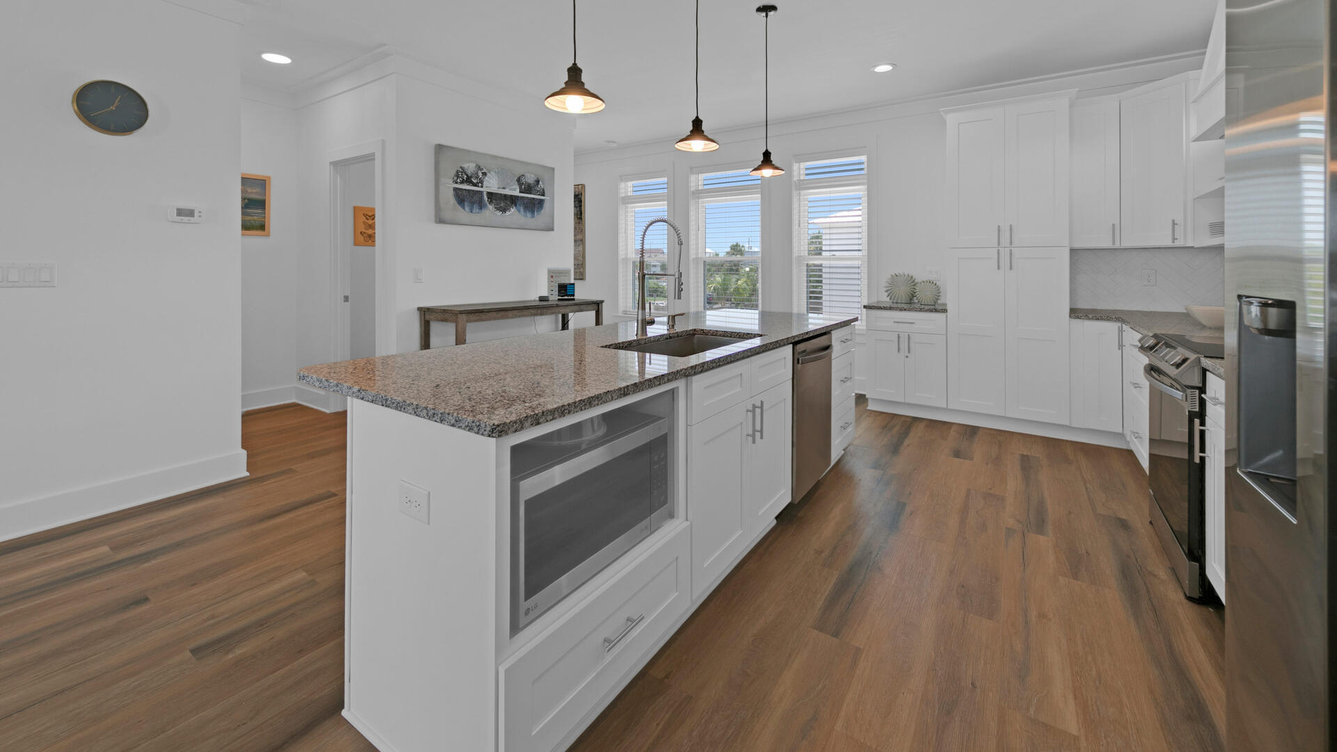 SURF SONG ESTATES - Residential