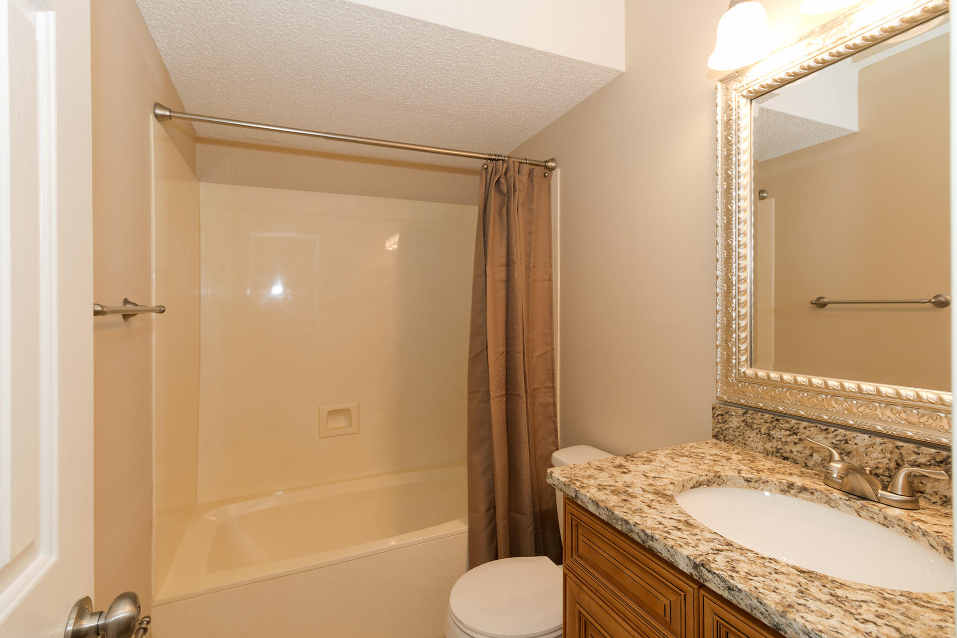 PARKWOOD LANE BLUEWATER BAY - Residential