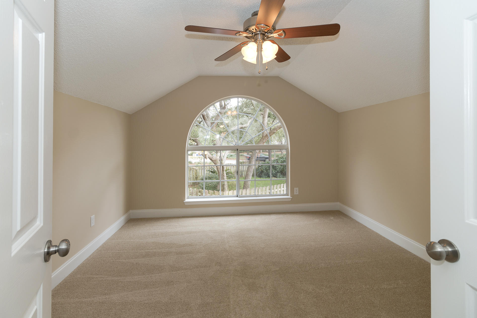 PARKWOOD LANE BLUEWATER BAY - Residential