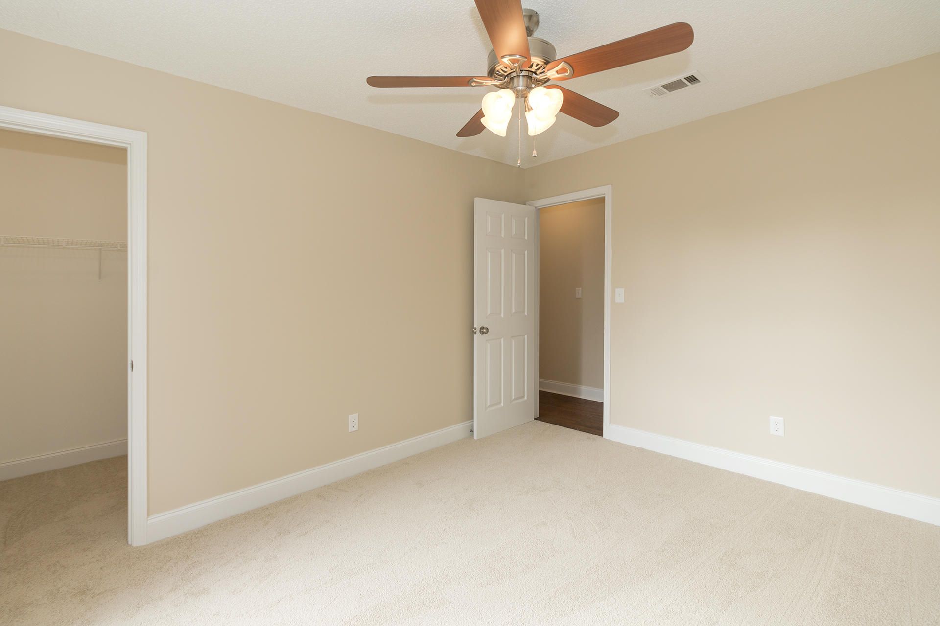 PARKWOOD LANE BLUEWATER BAY - Residential