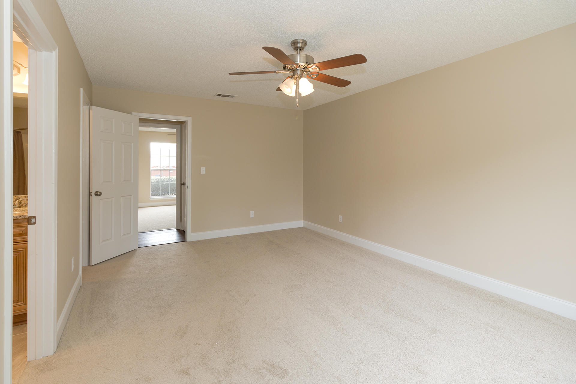 PARKWOOD LANE BLUEWATER BAY - Residential