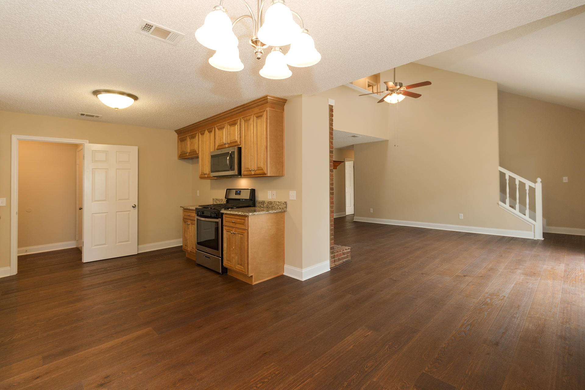 PARKWOOD LANE BLUEWATER BAY - Residential