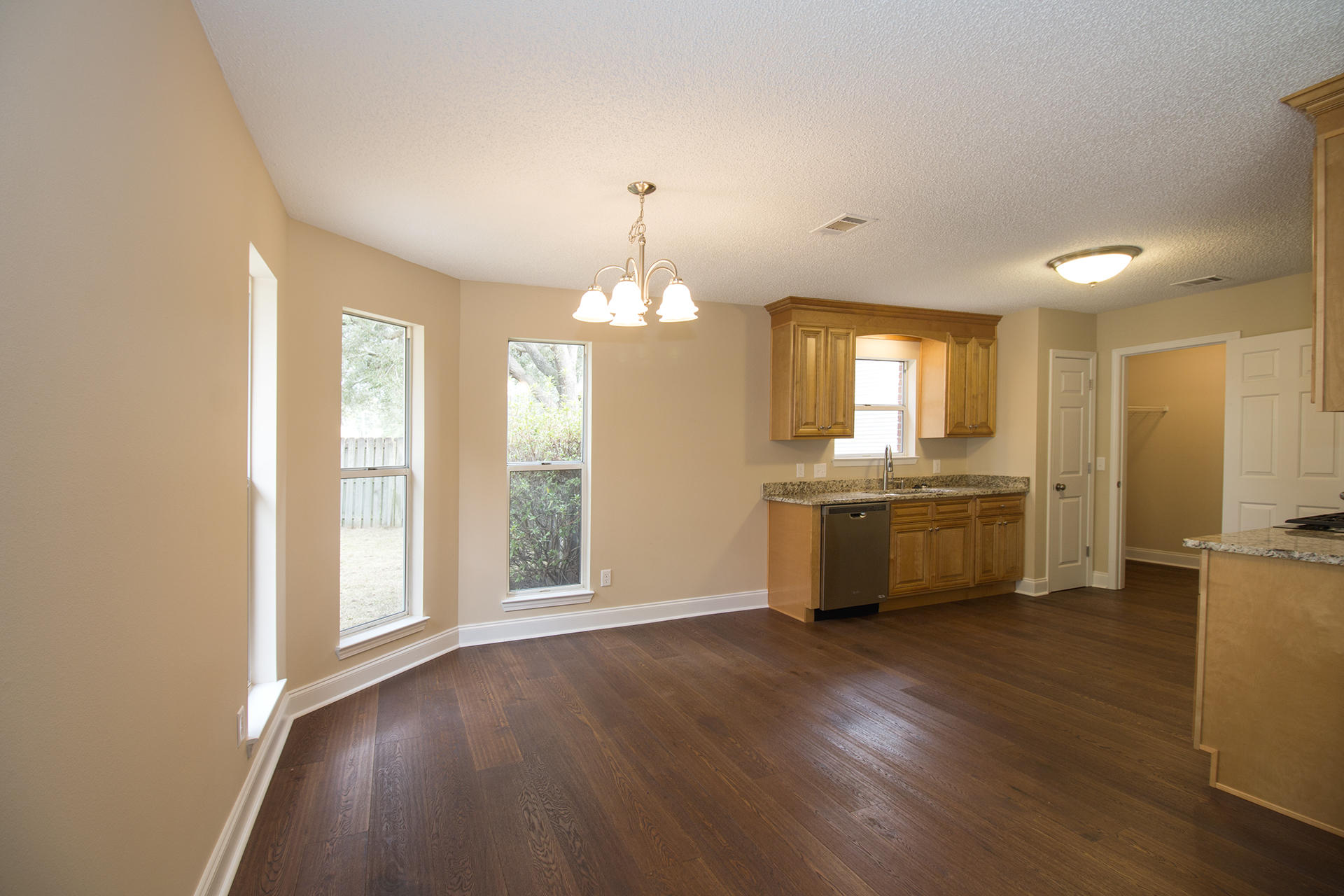 PARKWOOD LANE BLUEWATER BAY - Residential