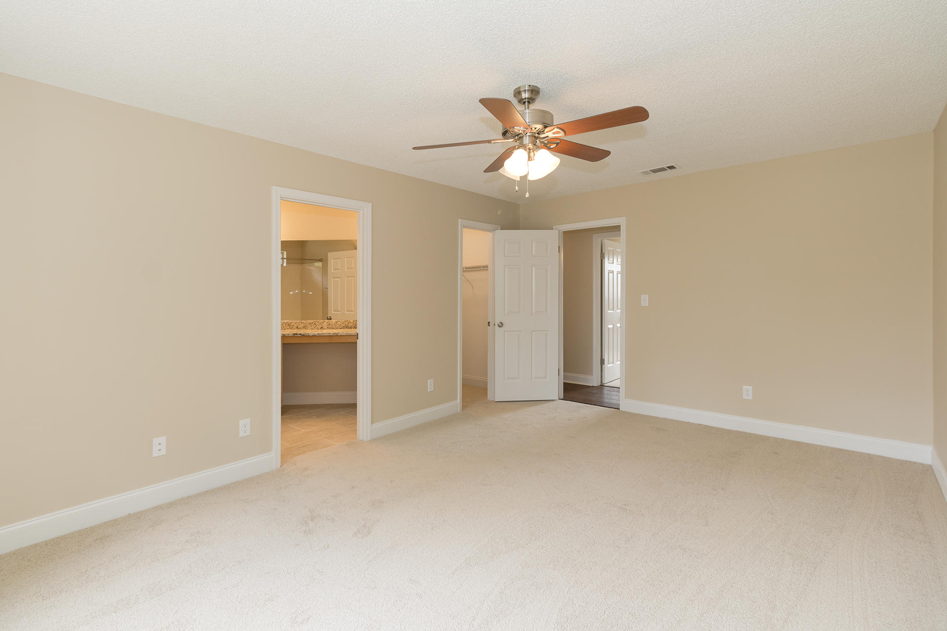 PARKWOOD LANE BLUEWATER BAY - Residential